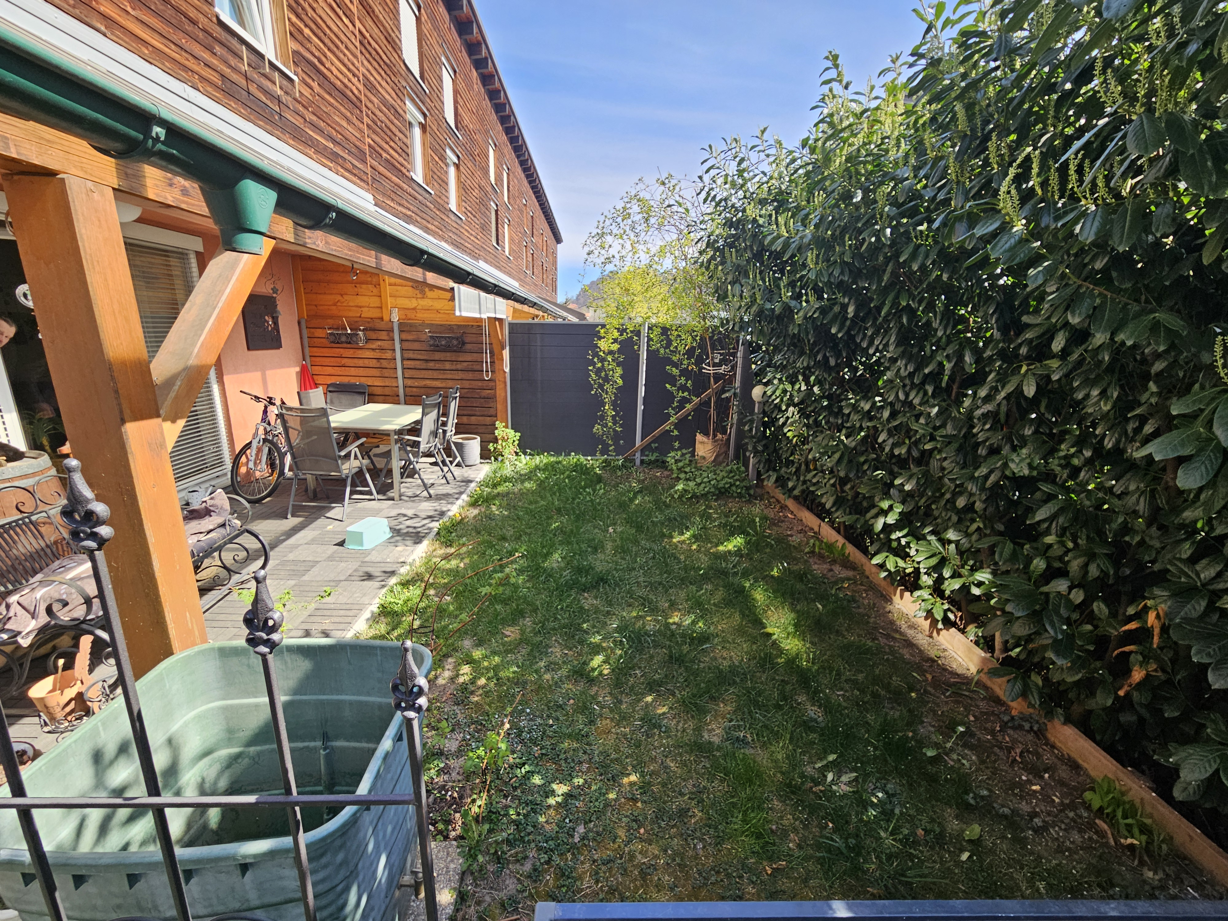 Modernes Eckreihenhaus mit Garten und Doppelcarport in beliebter, sonniger Siedlungslage  /  / 8605&nbsp;Kapfenberg / Bild 3