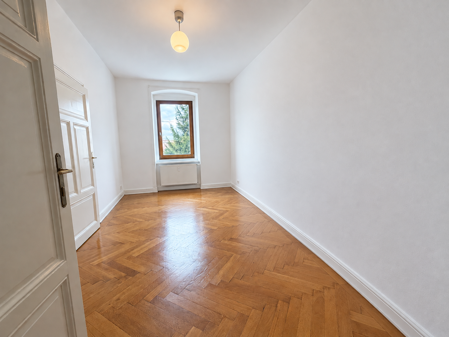 Exklusive Lage: sanierte 3-Zimmer-Altbauwohnung direkt neben der Klinik /  / 6020&nbsp;Innsbruck / Bild 3