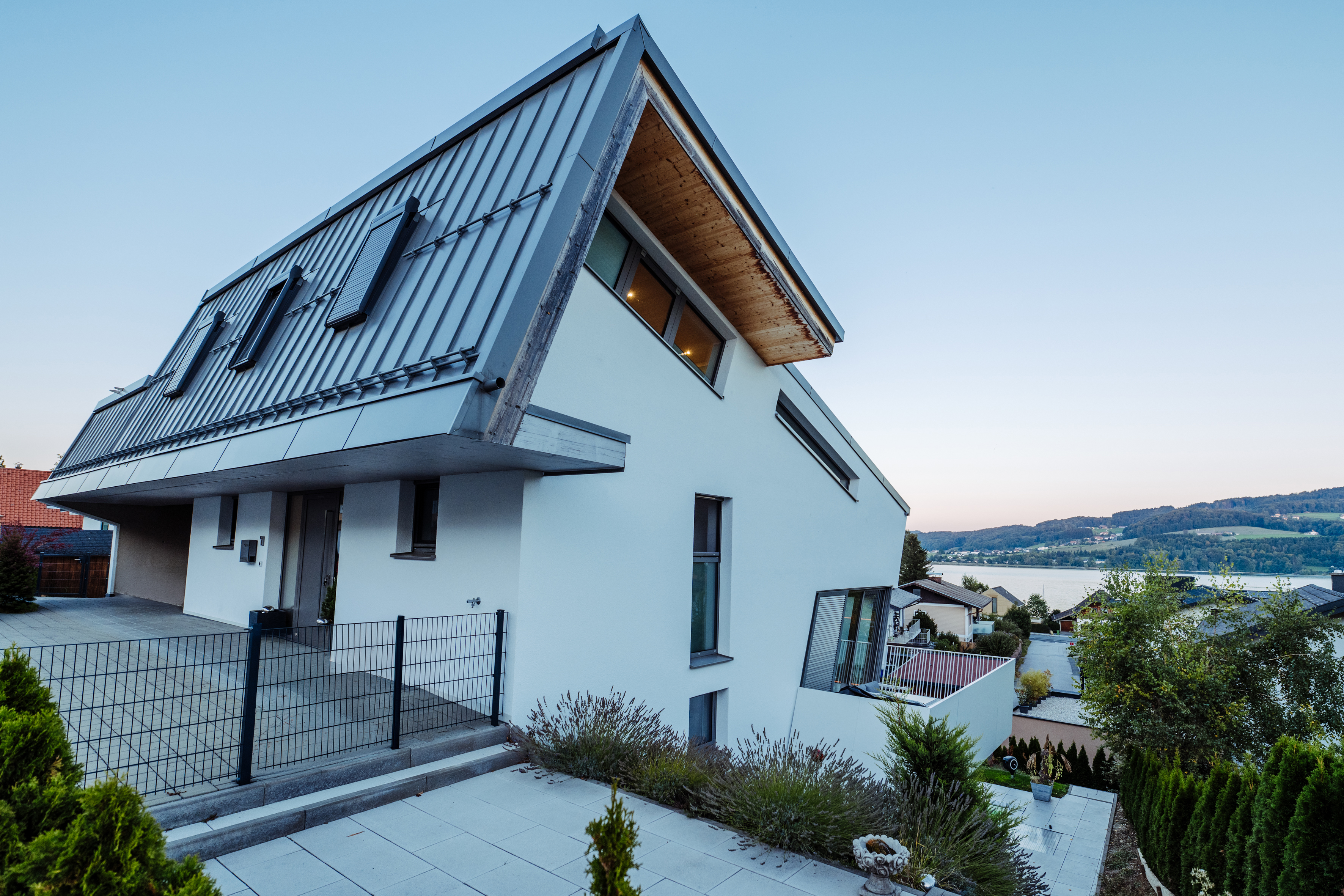 Modernes Architektenhaus mit Seeblick /  / 5164&nbsp;Seeham / Bild 13