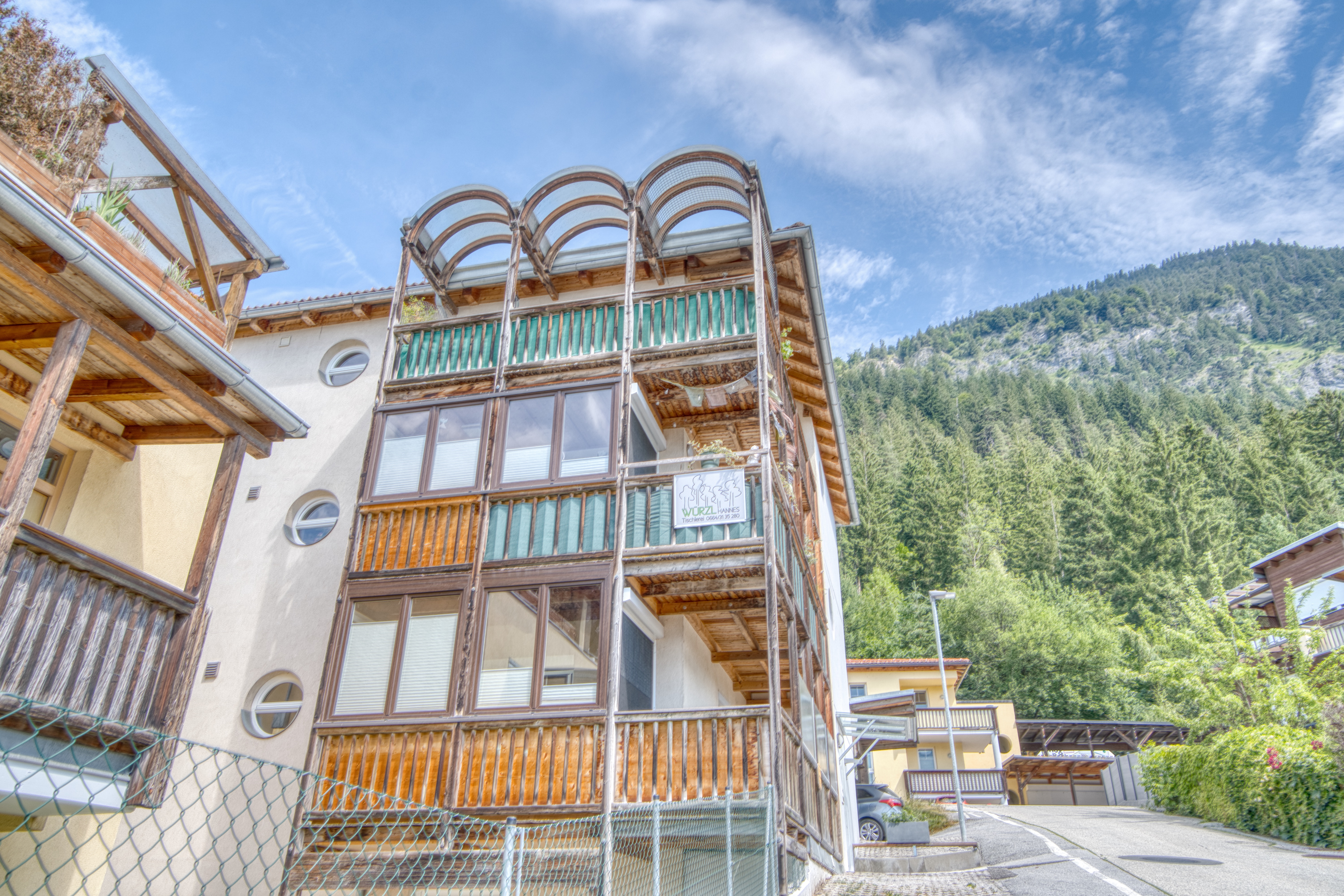 5-Zimmer-Wohnnung mit gro�em S�dbalkon in absoluter Ruhelage /  / 6065&nbsp;Thaur / Bild 1