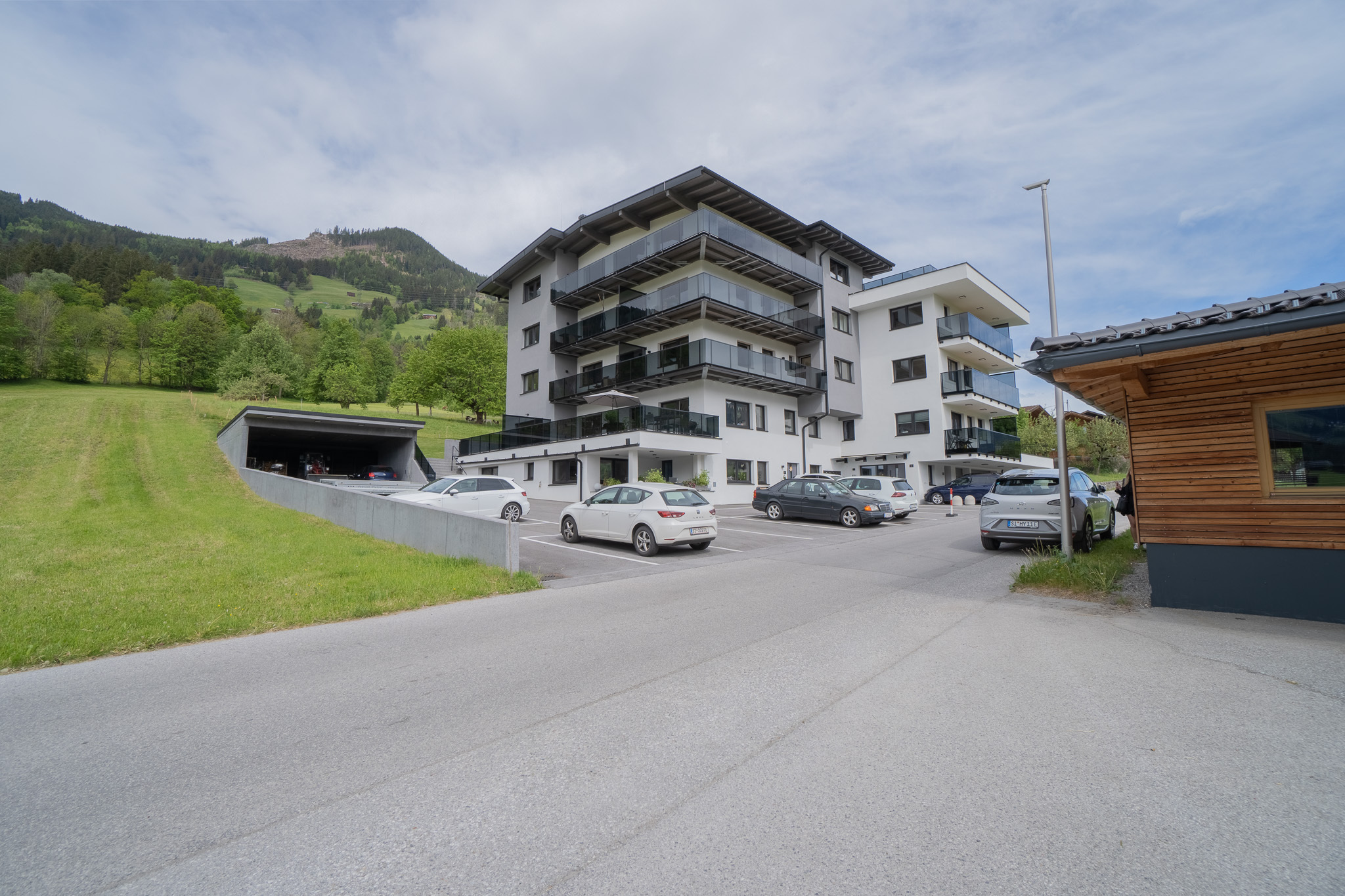 Gro�z�gige 4-Zimmer-Mietwohnung in F�genberg /  / 6264&nbsp;F�genberg / Bild 2