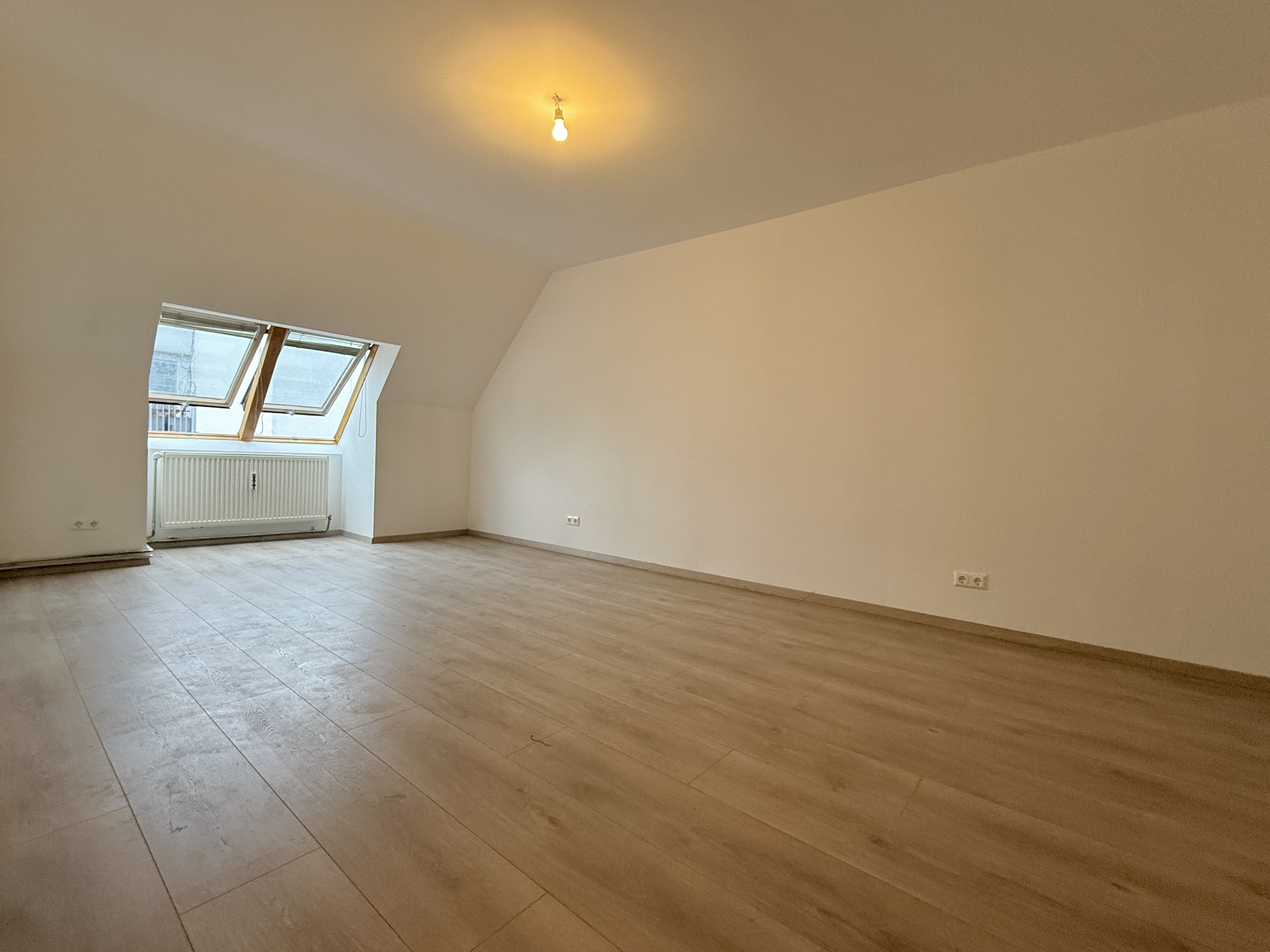 Frisch saniert | DG-Wohnung beim Prater, Praterstern, Praterstra�e | Ruhige Seitengasse I  /  / 1020&nbsp;Wien / Bild 2