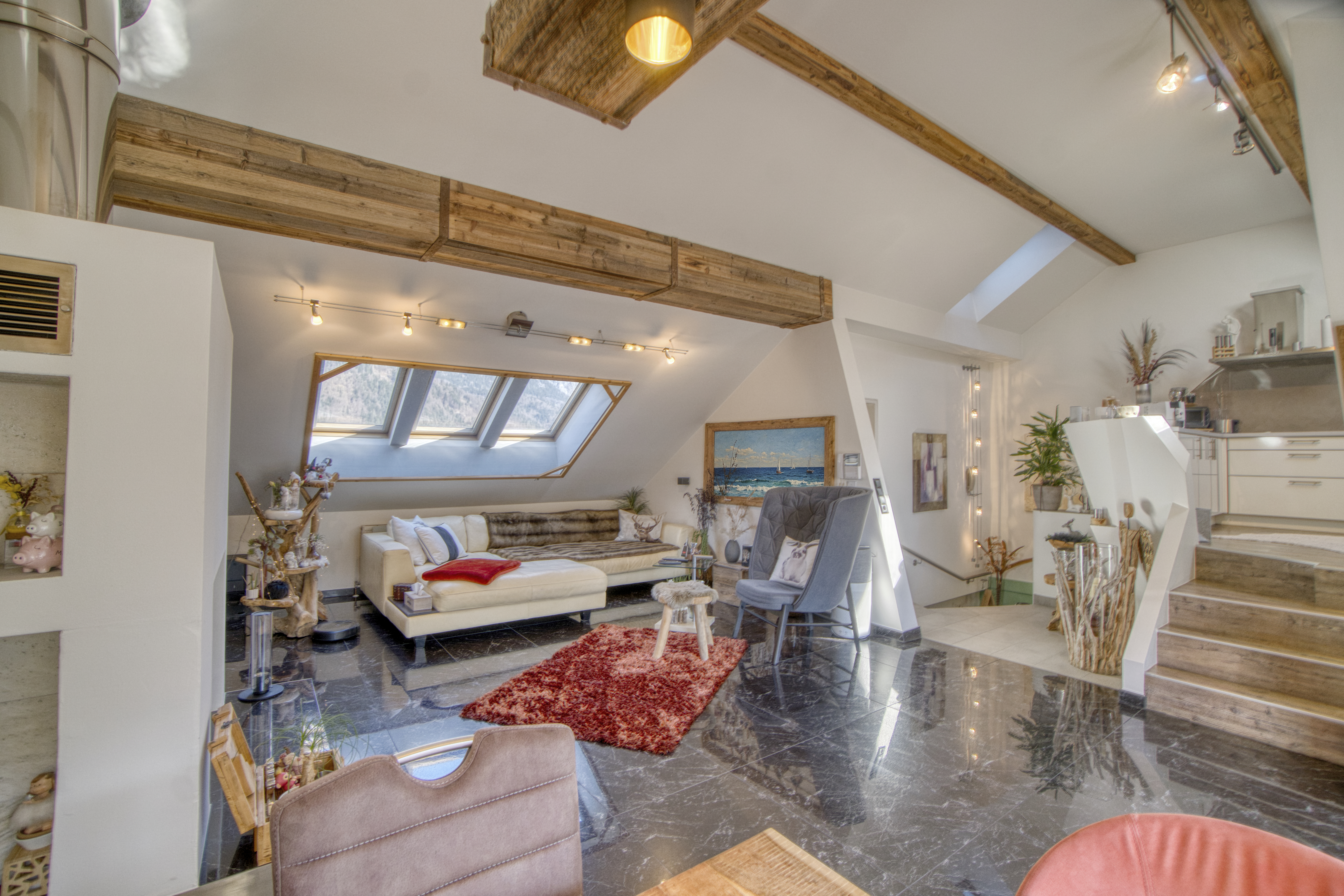Charmante 4 Zimmer Dachgeschosswohnung mit Terrasse und Bergblick in Schwaz /  / 6130&nbsp;Schwaz / Bild 9