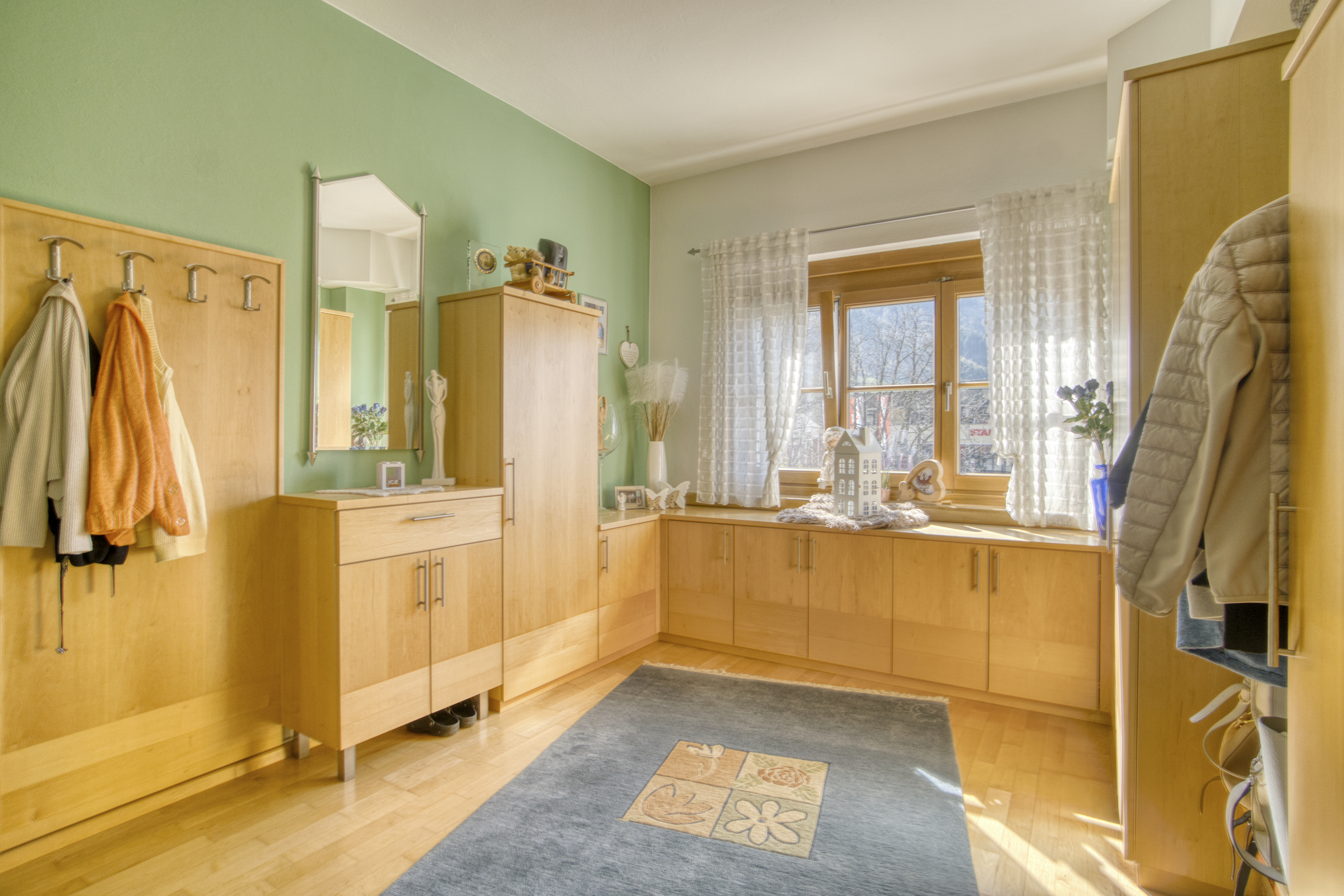 Charmante 4 Zimmer Dachgeschosswohnung mit Terrasse und Bergblick in Schwaz /  / 6130&nbsp;Schwaz / Bild 6