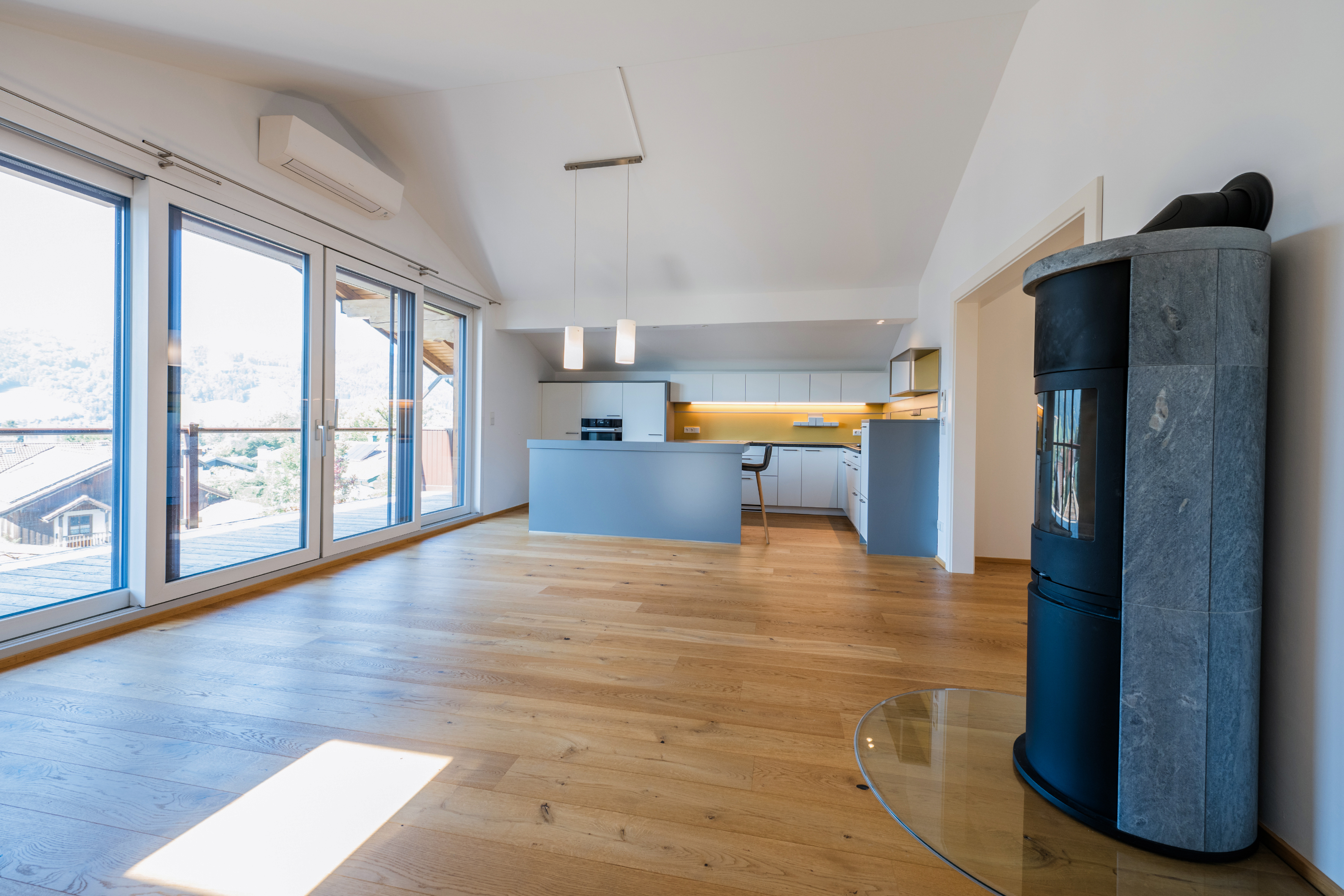Traumhafte Dachgeschoss-Wohnung in Zell am Moos