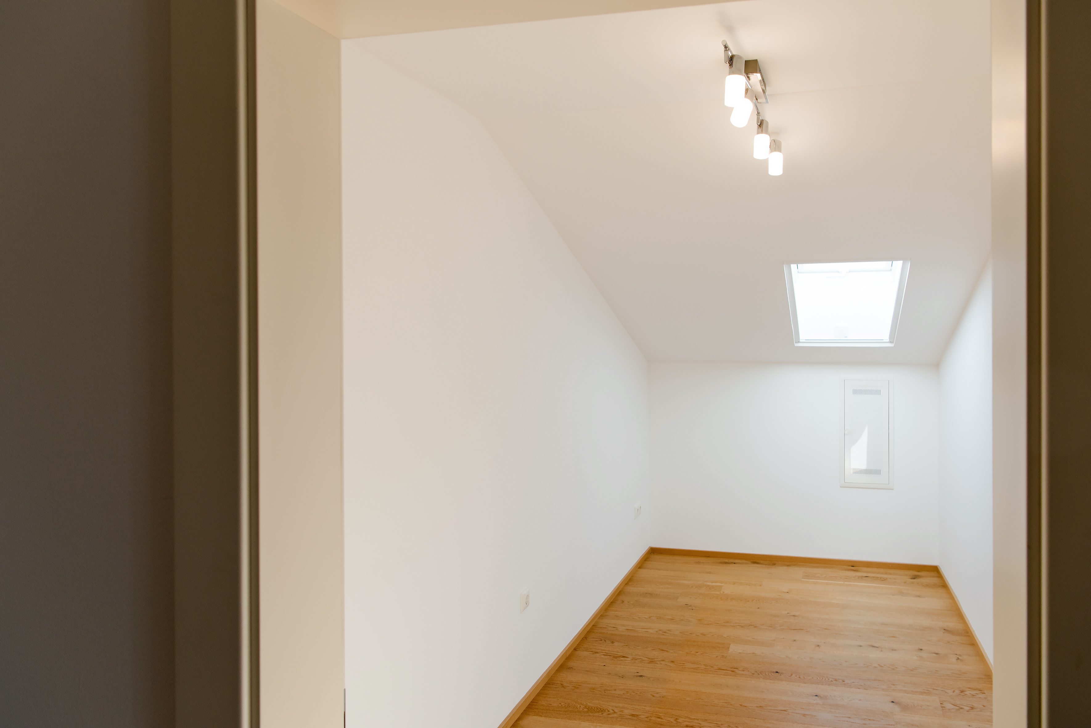 Traumhafte Dachgeschoss-Wohnung in Zell am Moos /  / 4893&nbsp;Zell am Moos / Bild 4