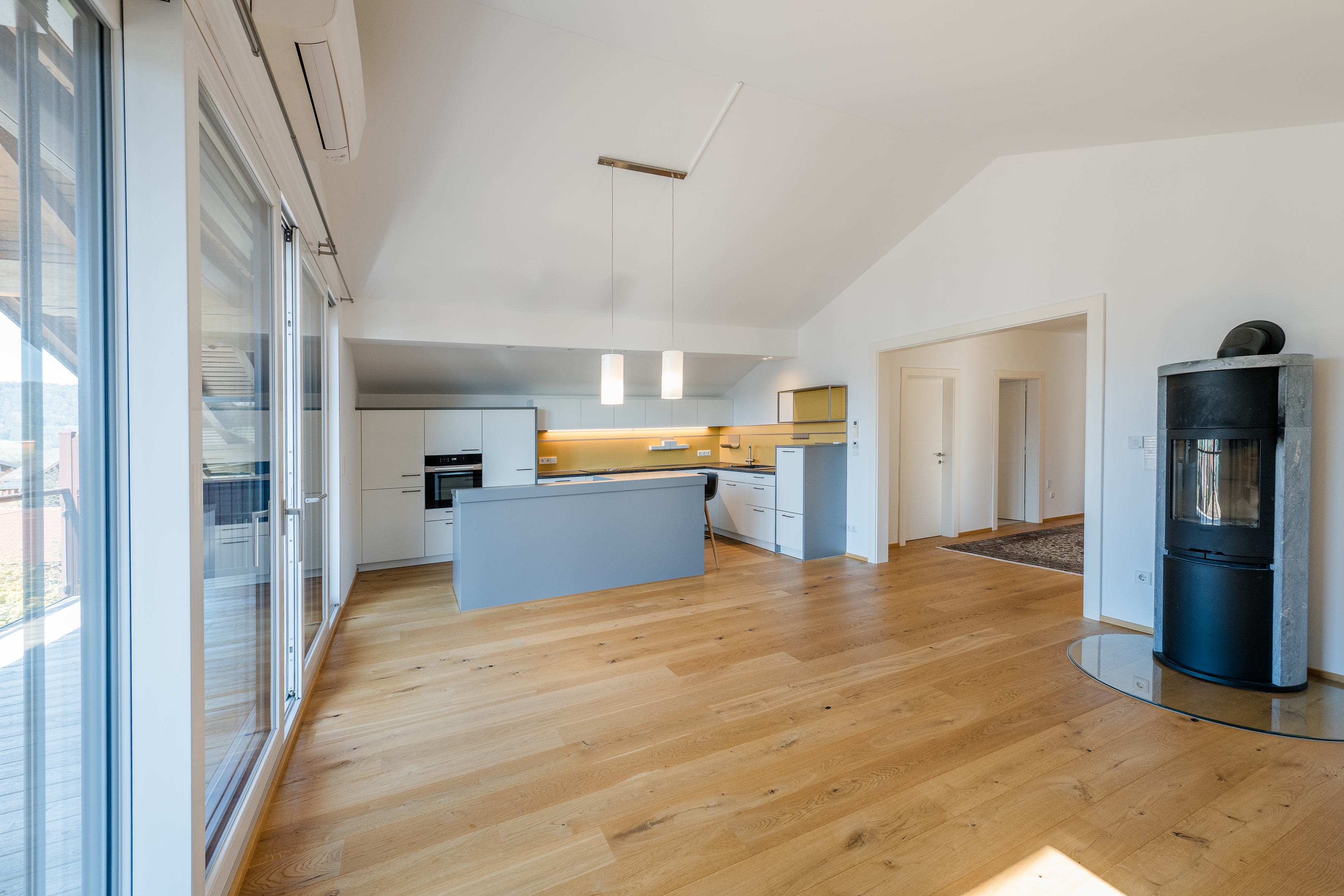 Traumhafte Dachgeschoss-Wohnung in Zell am Moos /  / 4893&nbsp;Zell am Moos / Bild 4