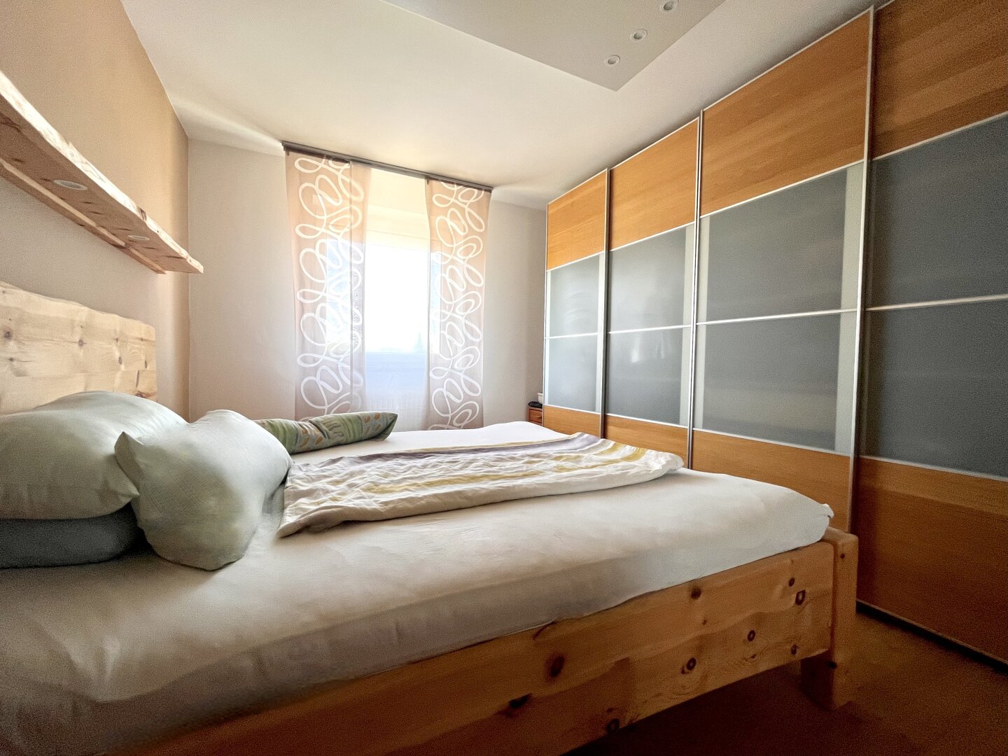 Thalgau: Charmante 4-Zimmer-Wohnung mit zwei Balkonen und ausbauf�higem Dachboden /  / 5303&nbsp;Thalgau / Bild 3