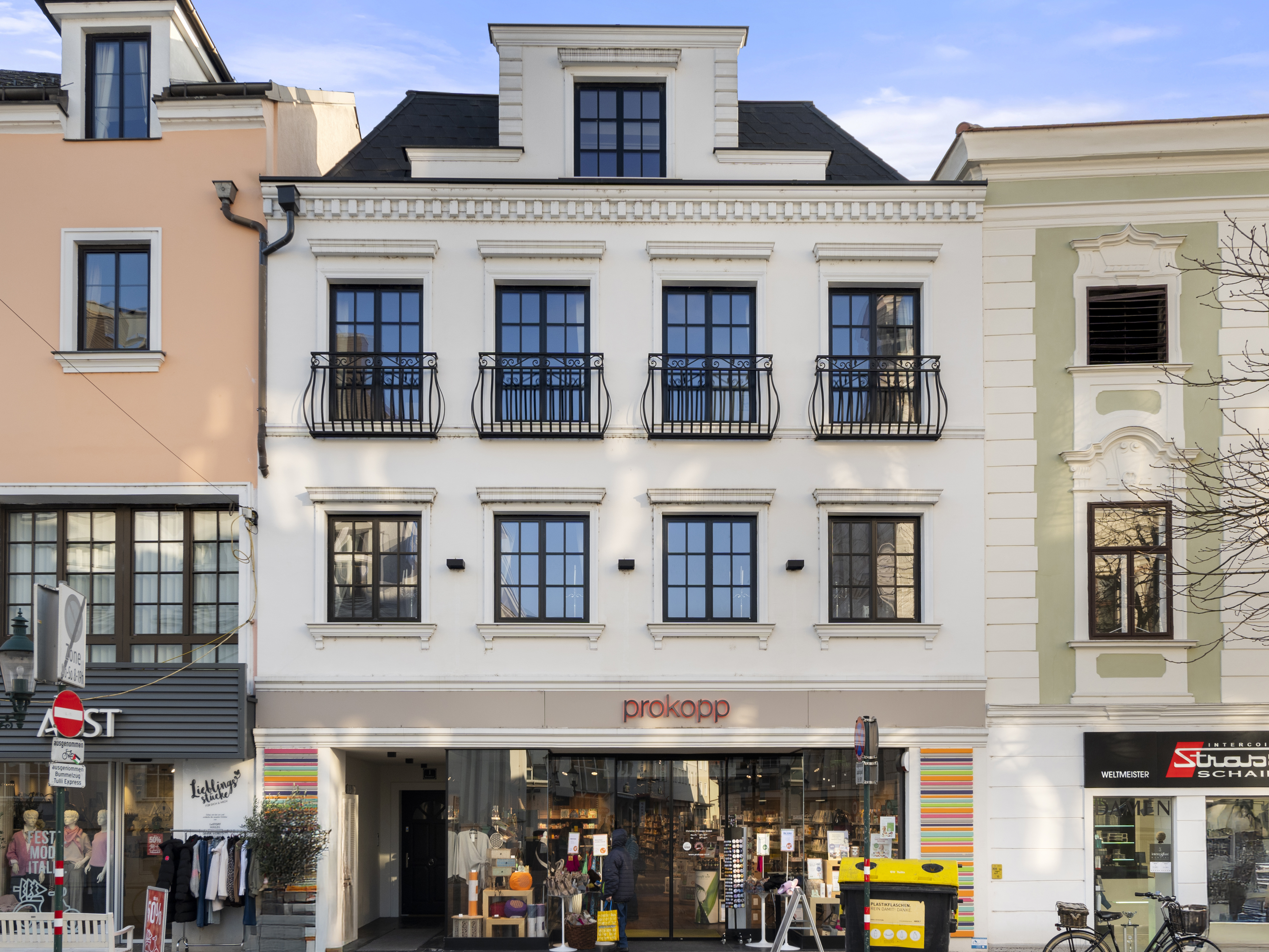 Exklusive Stadtvilla direkt am Hauptplatz I Geschäftslokal langfristig vermietet I 2020 Generalsanierung I