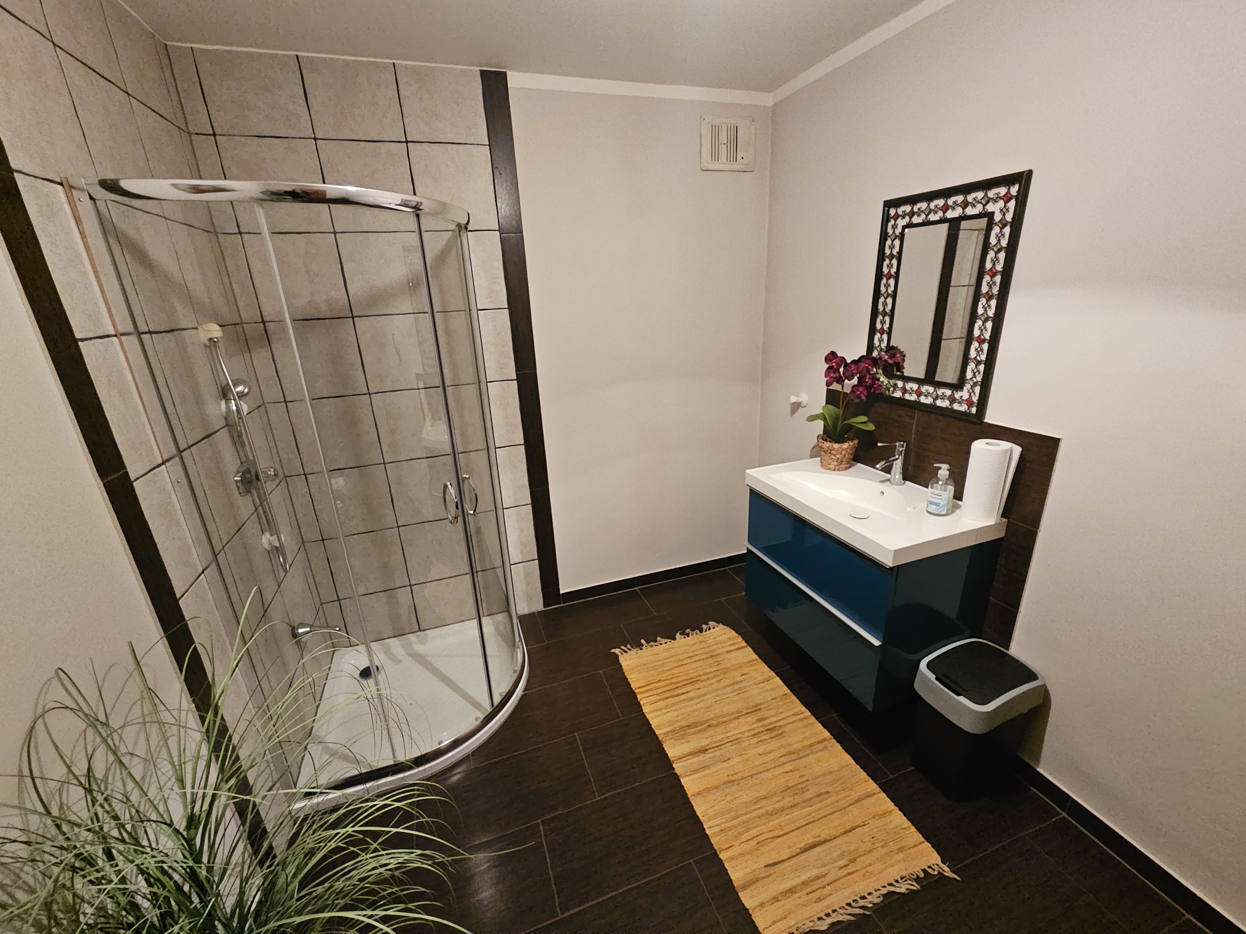 Lichtdurchflutete 3 - Zimmer Wohnung mit separtem Eingang und Eigengarten in ruhiger Siedlungslage  /  / 8793&nbsp;Trofaiach / Bild 9