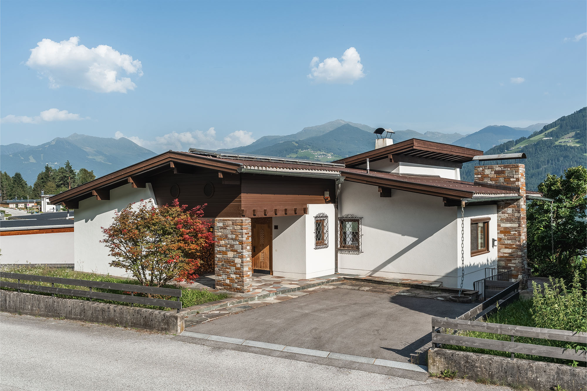 Lage, Lage, Lage! Perfekt gelegener Bungalow mit traumhaftem Ausblick! /  / 6122&nbsp;Fritzens / Bild 1