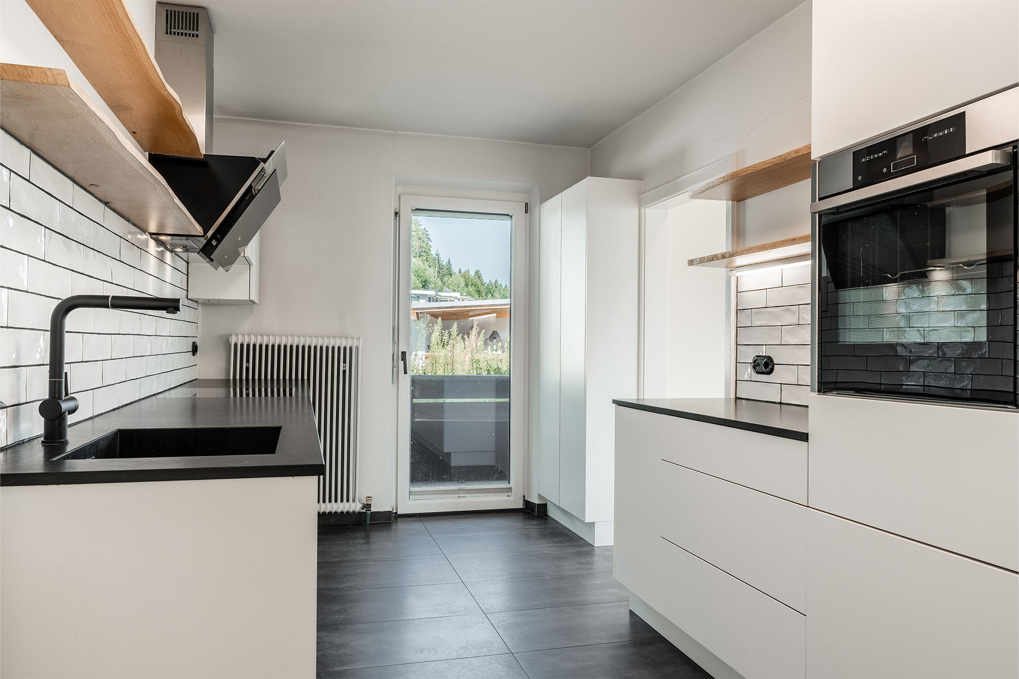 Lage, Lage, Lage! Perfekt gelegener Bungalow mit traumhaftem Ausblick! /  / 6122&nbsp;Fritzens / Bild 1