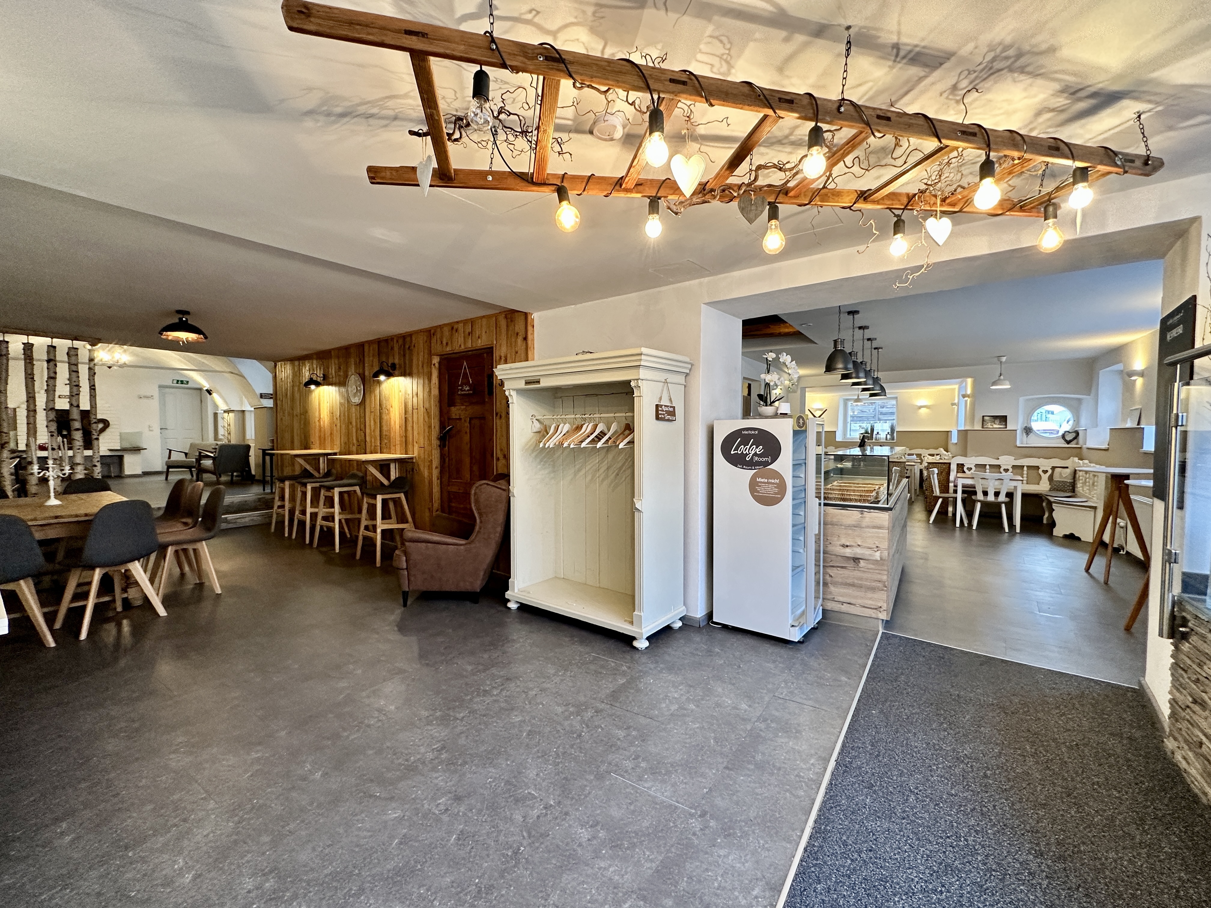 INVESTMENT-HIGHLIGHT: Historisches Renditeobjekt mit ca. 10% Rendite I Top-sanierter Ertragsbringer /  / 2320&nbsp;Schwechat / Bild 4