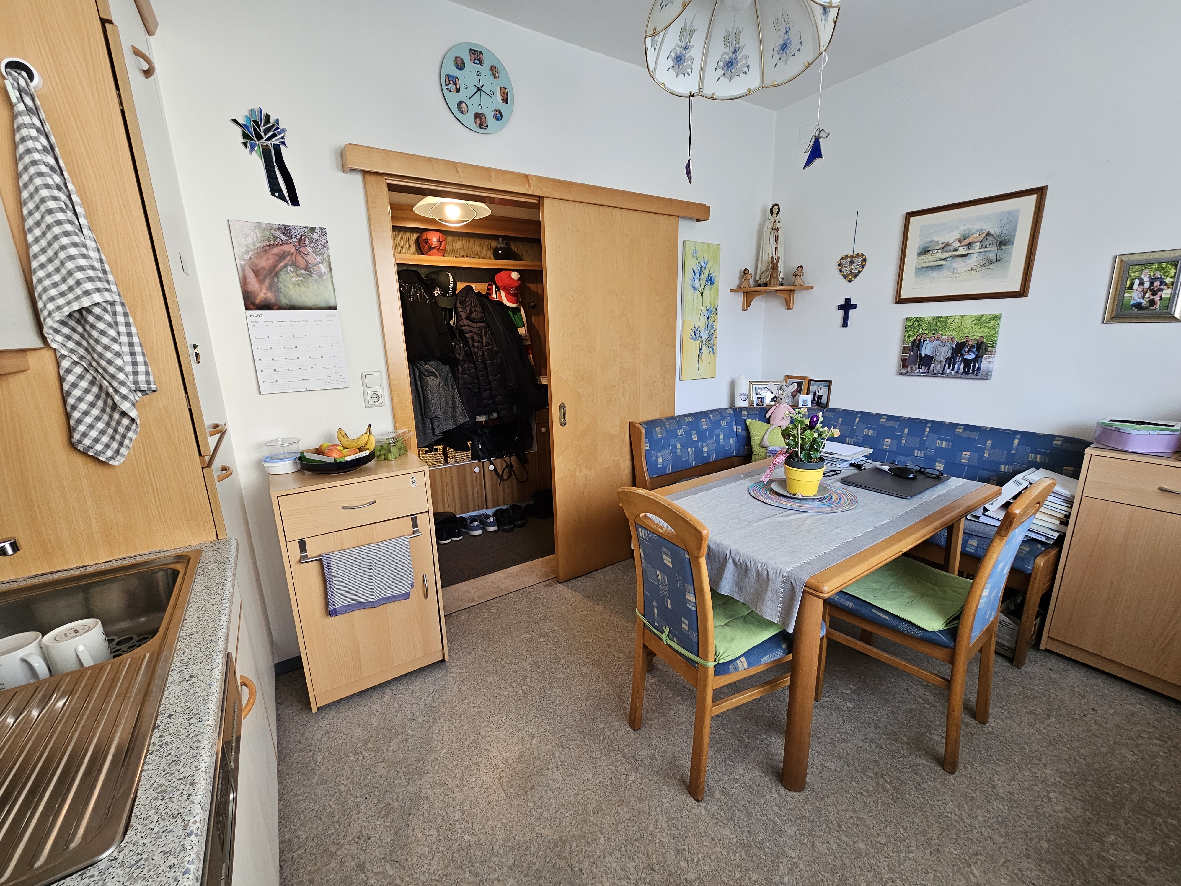 Freundliche und gut geschnittene 3 - Zimmerwohnung mit Loggia in beliebter Siedlungslage  /  / 8605&nbsp;Kapfenberg / Bild 2