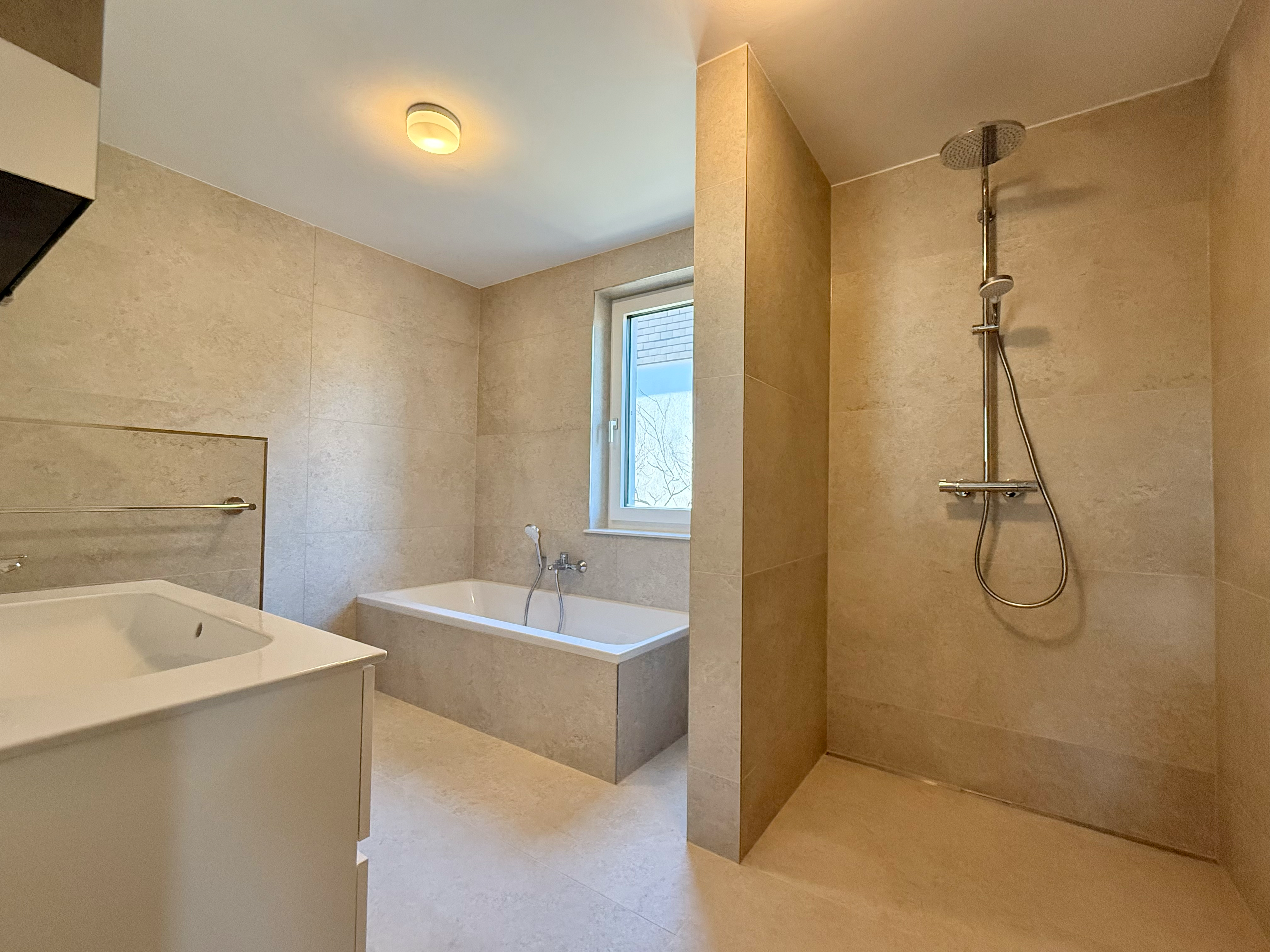 Moderne Doppelhaushlfte in Grnlage mit Dachterrasse und Wienblick /  / 2344 Maria Enzersdorf / Bild 4