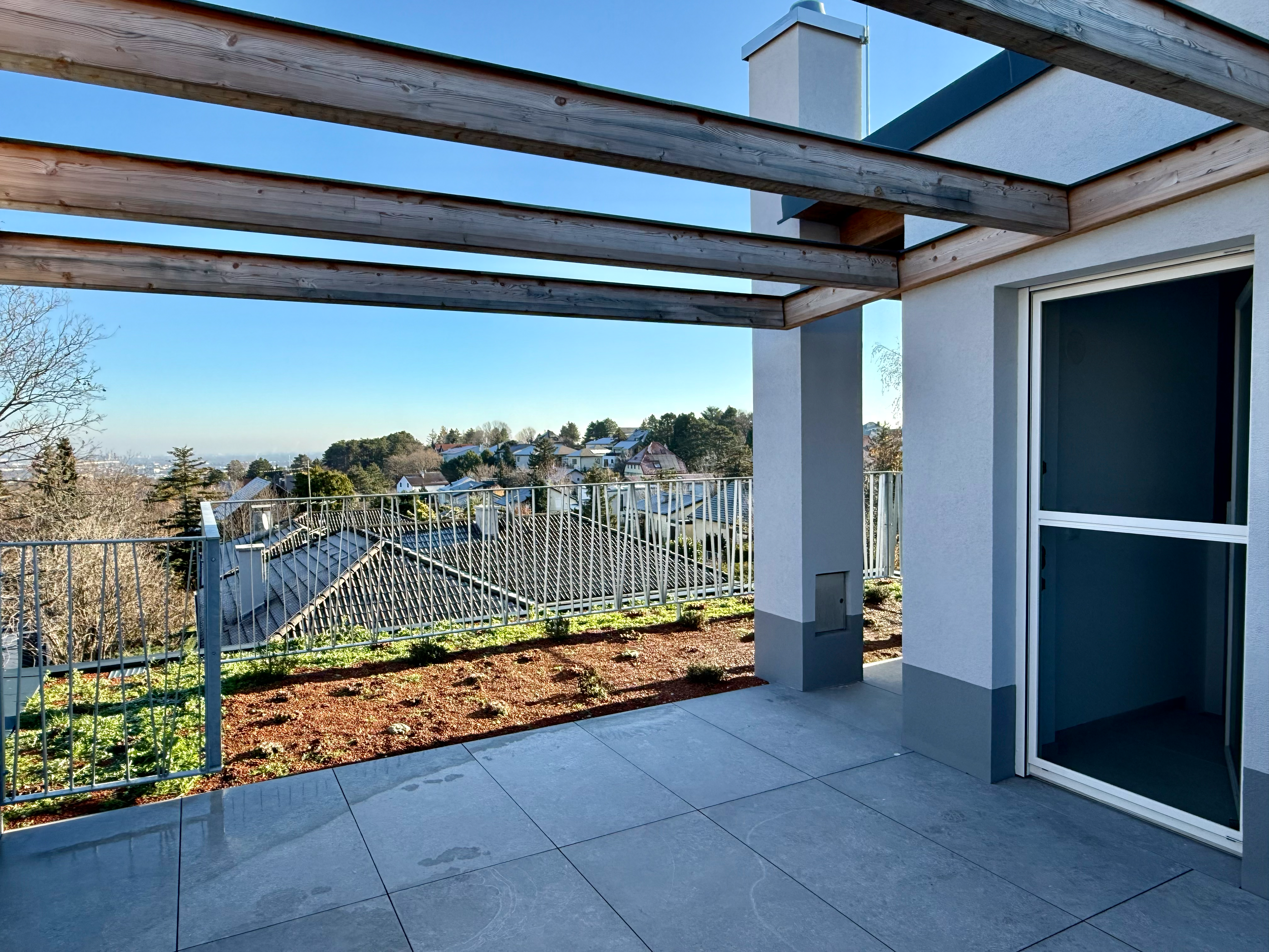 Moderne Doppelhaushlfte in Grnlage mit Dachterrasse und Wienblick /  / 2344 Maria Enzersdorf / Bild 2