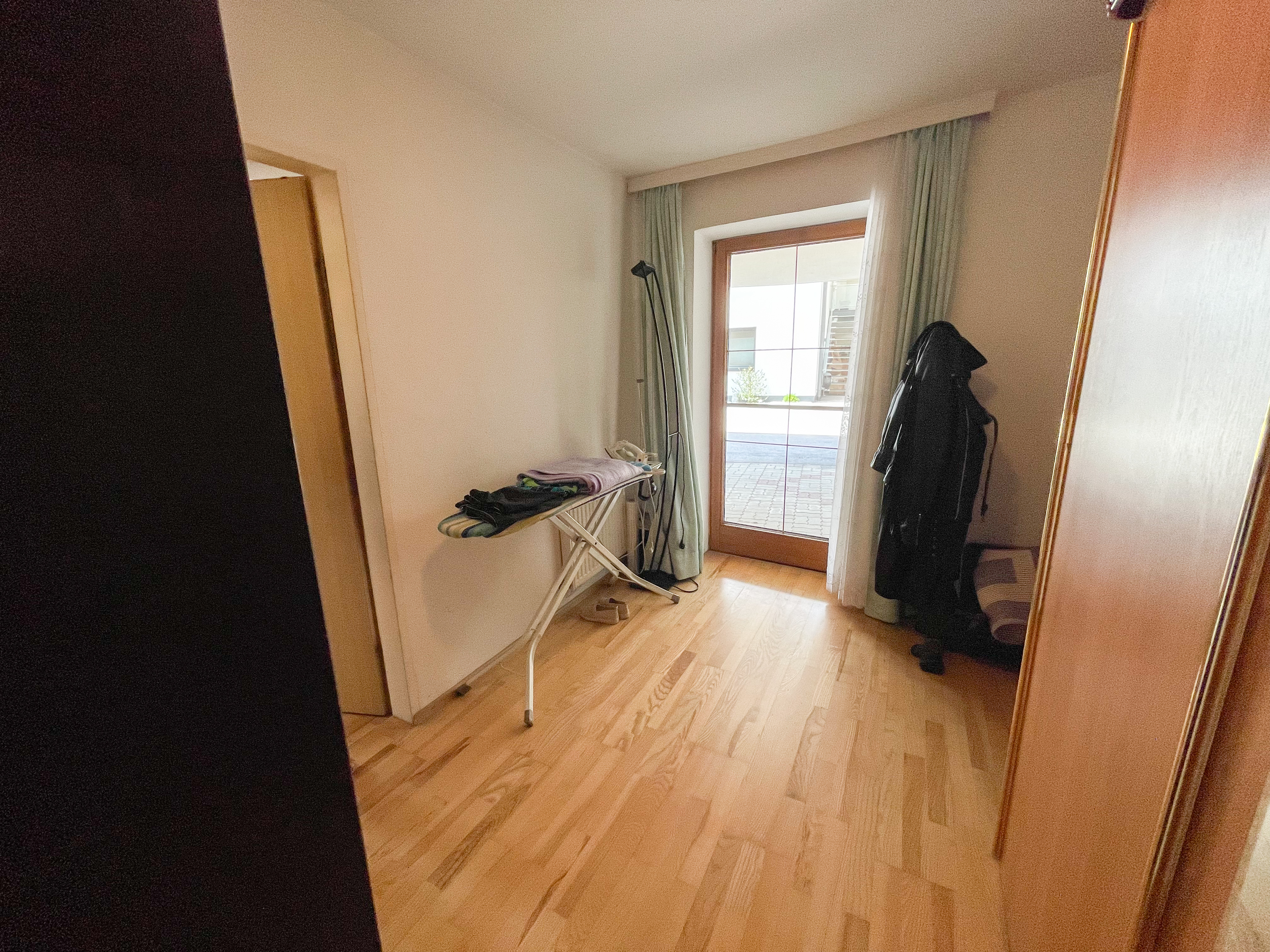 Ruhige 3 Zimmer Wohnung mit S�dterrasse und Carport /  / 6065&nbsp;Thaur / Bild 2