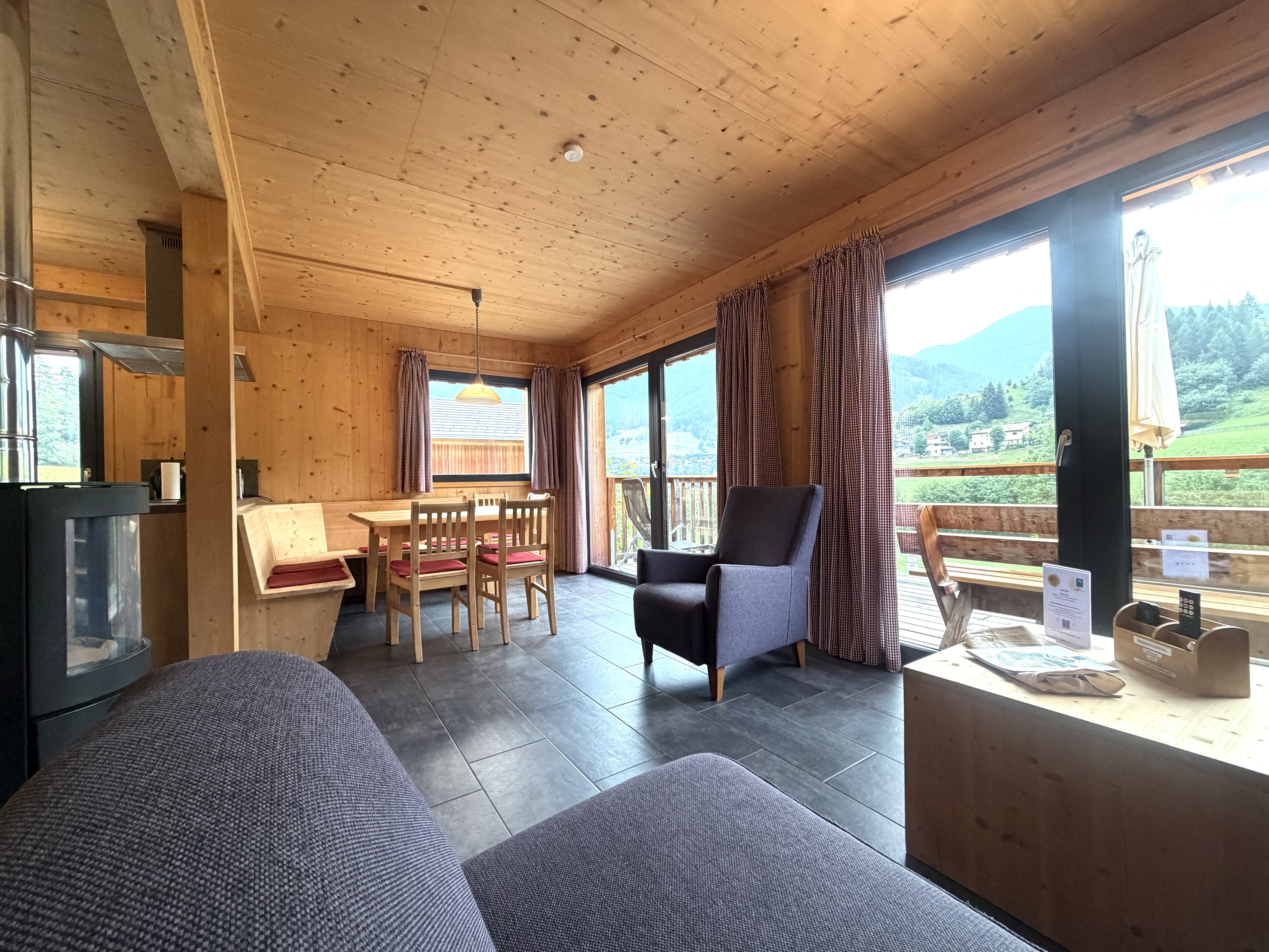 Rarit�t! Wunderbares Chalet mit touristischer Nutzung in bester Lage /  / 6150&nbsp;Steinach am Brenner / Bild 2