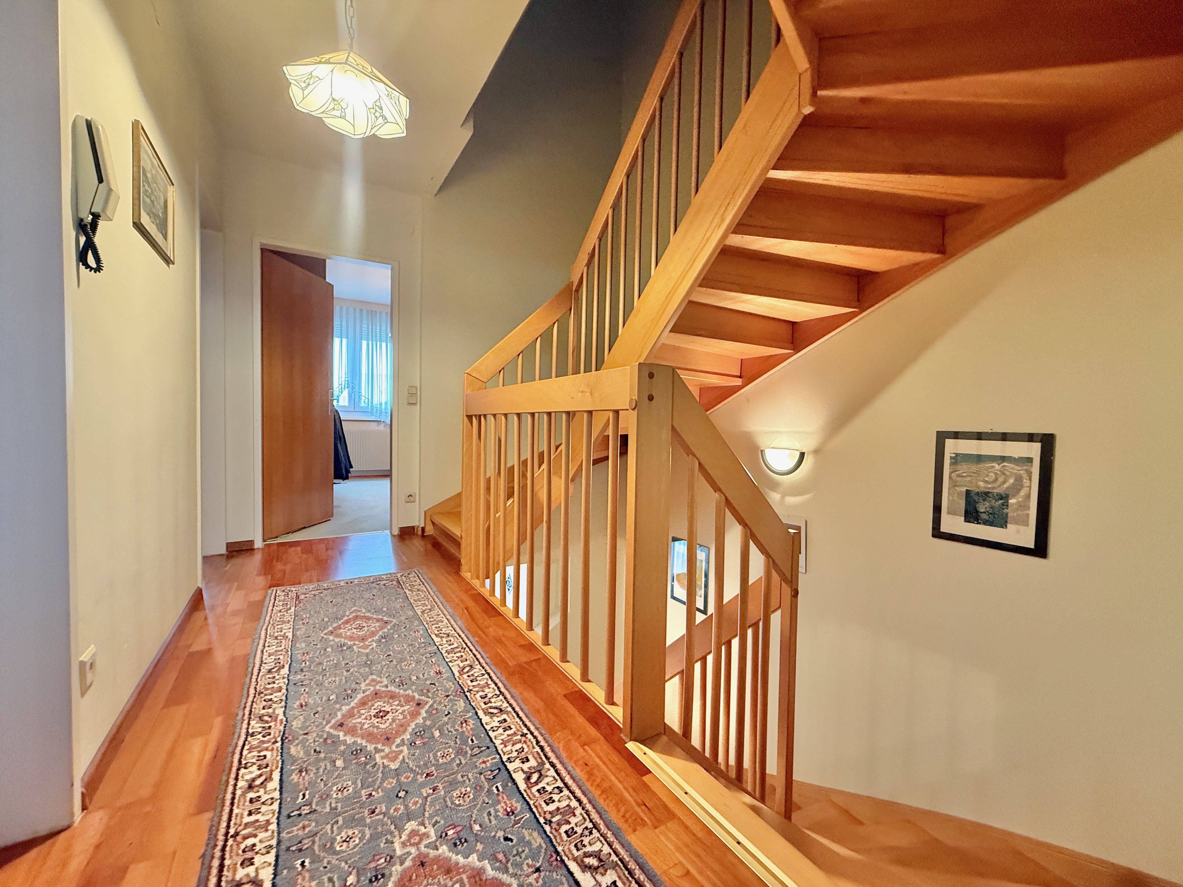 Naturnah & TOP Anbindung I Familienidylle auf 4 Etagen in Essling I ca. 209m� benutzbare Fl�che I Kamin /  / 1220&nbsp;Wien / Bild 1