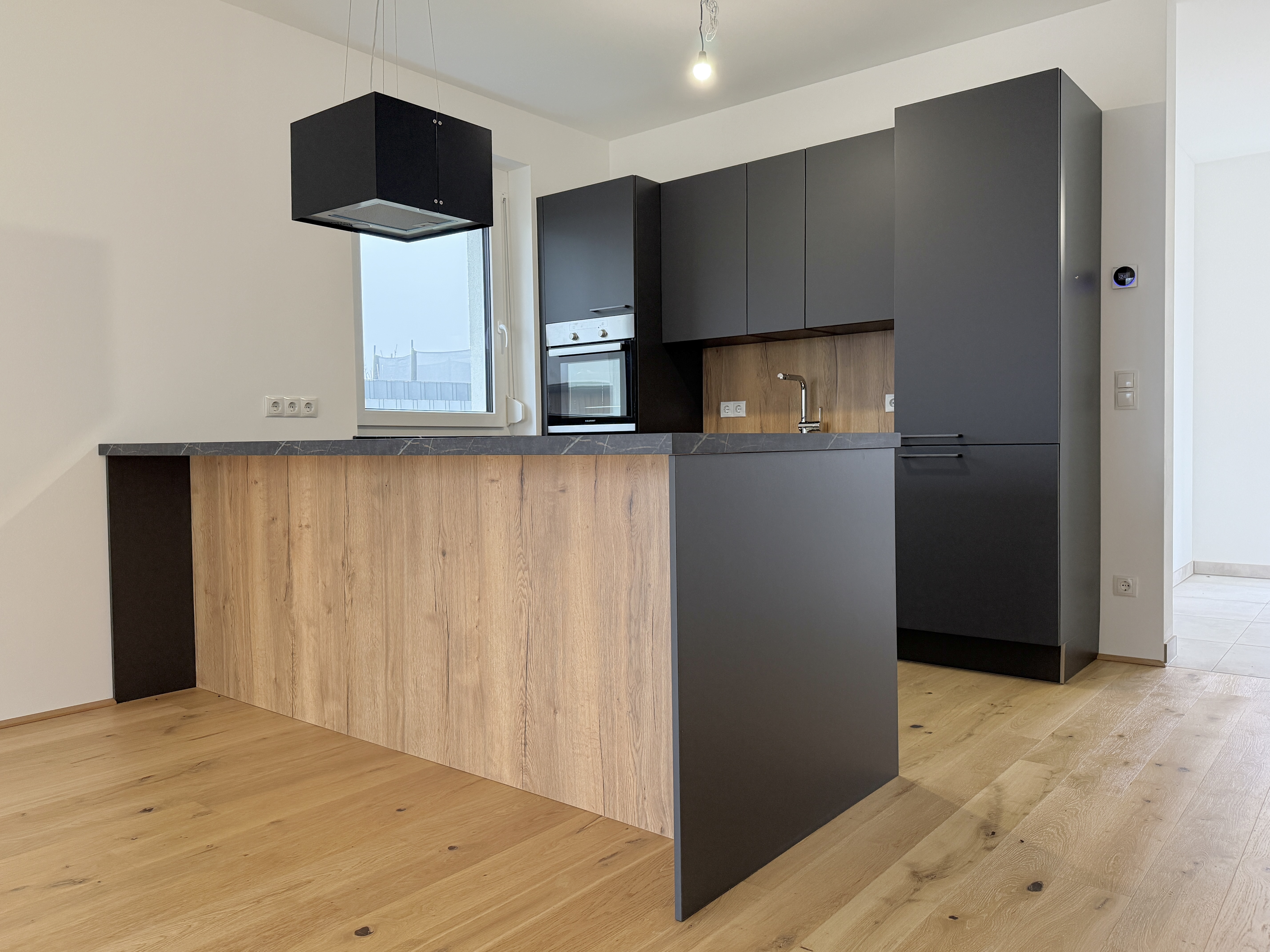 Mietkauf I Erstbezug I ca. 171m� Au�enfl�che I Luftw�rmepumpe I moderne Tischlerk�che I  /  / 3591&nbsp;Altenburg / Bild 2