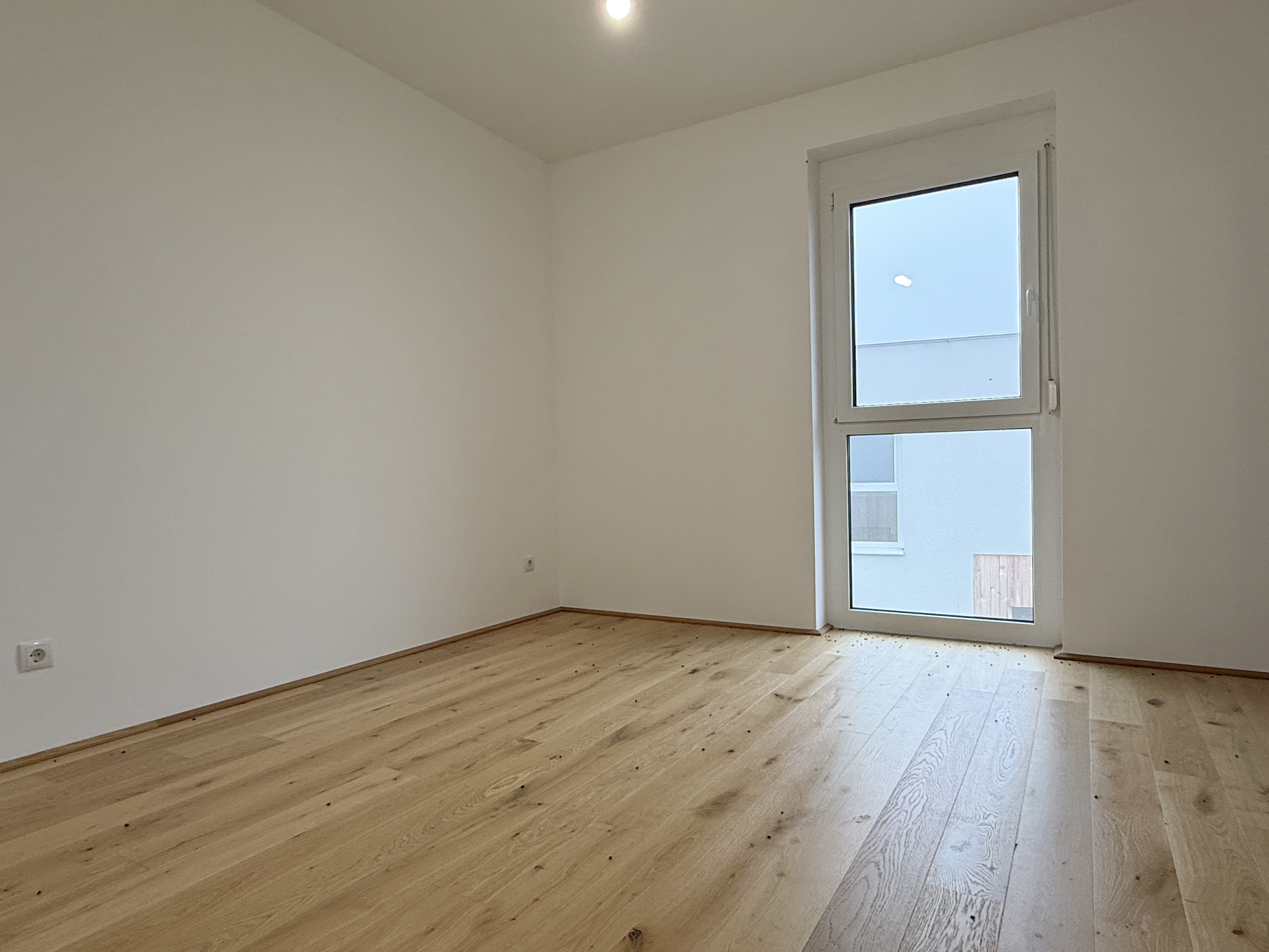 Mietkauf I Erstbezug I ca. 171m� Au�enfl�che I Luftw�rmepumpe I moderne Tischlerk�che I  /  / 3591&nbsp;Altenburg / Bild 6