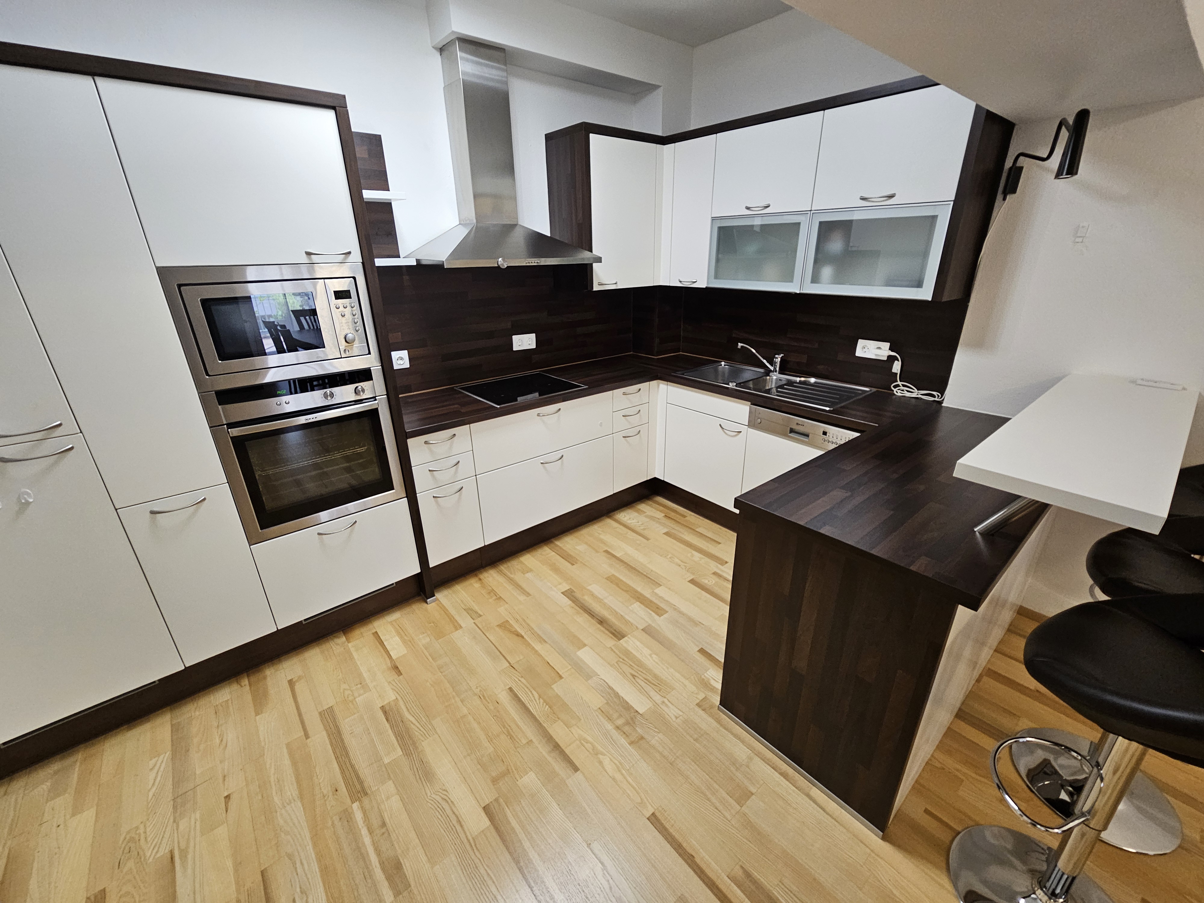 Familienhit! Traumhafte 4 - Zimmer Wohnung mit 63 m� s�dseitiger Terrasse und Carport  /  / 8700&nbsp;Leoben / Bild 1