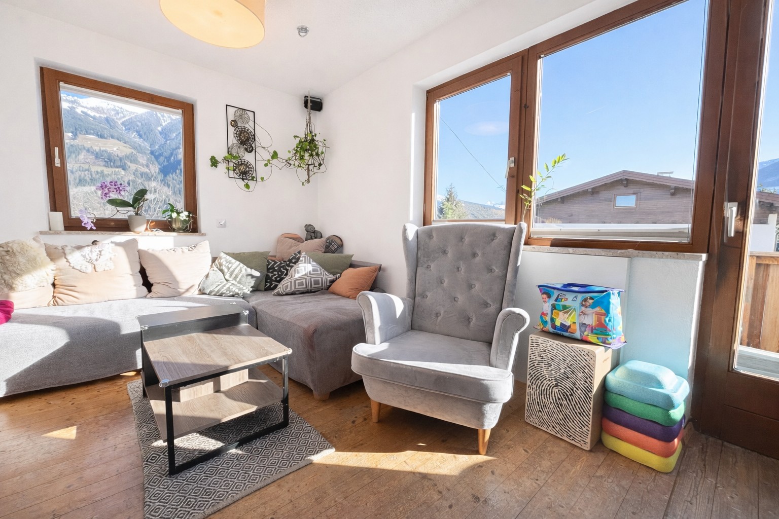 Helle 3 Zimmer Wohnung mit Balkon und Garage in ruhiger Lage in F�gen /  / 6263&nbsp;F�gen / Bild 1