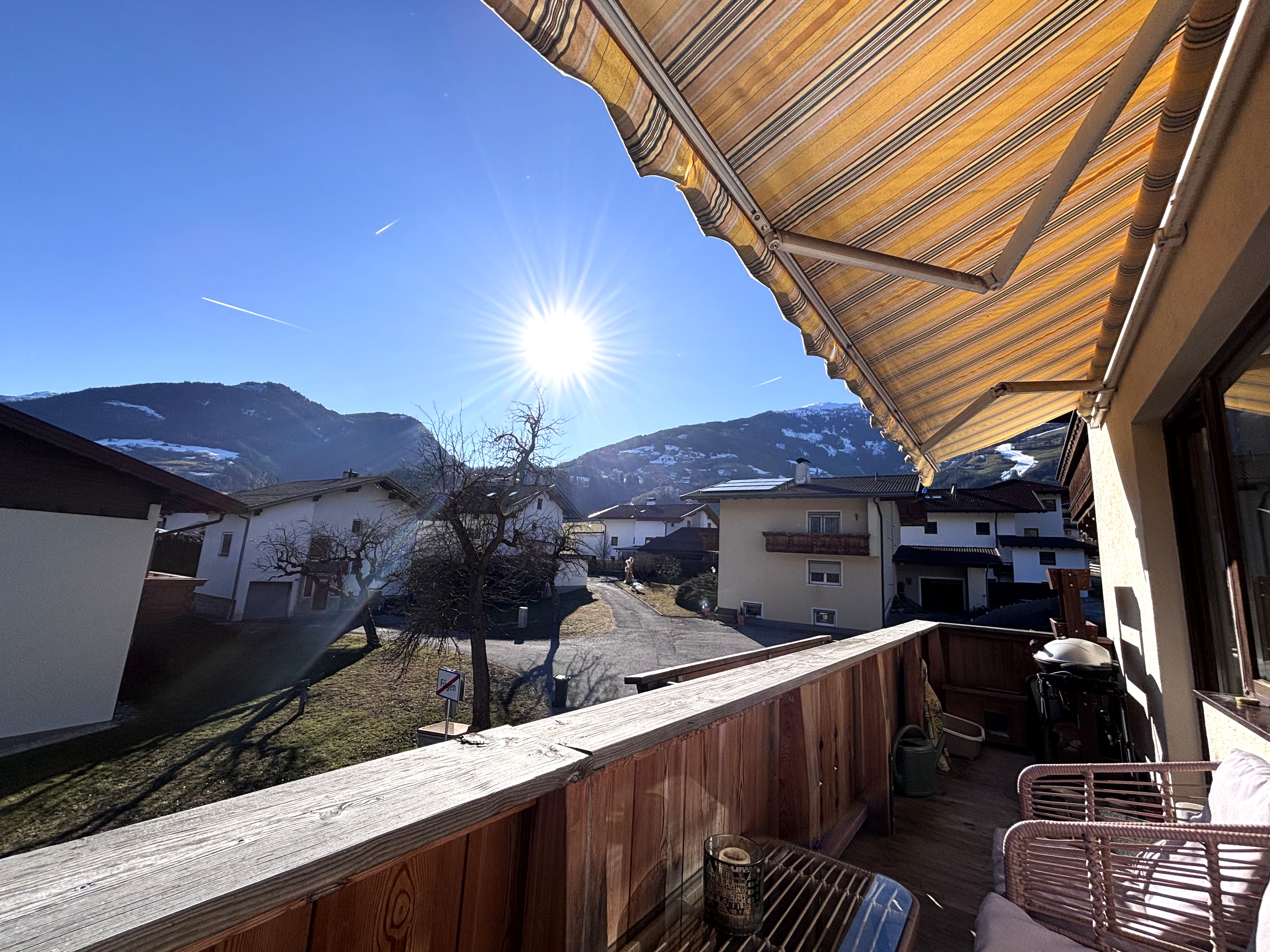Helle 3 Zimmer Wohnung mit Balkon und Garage in ruhiger Lage in F�gen /  / 6263&nbsp;F�gen / Bild 2