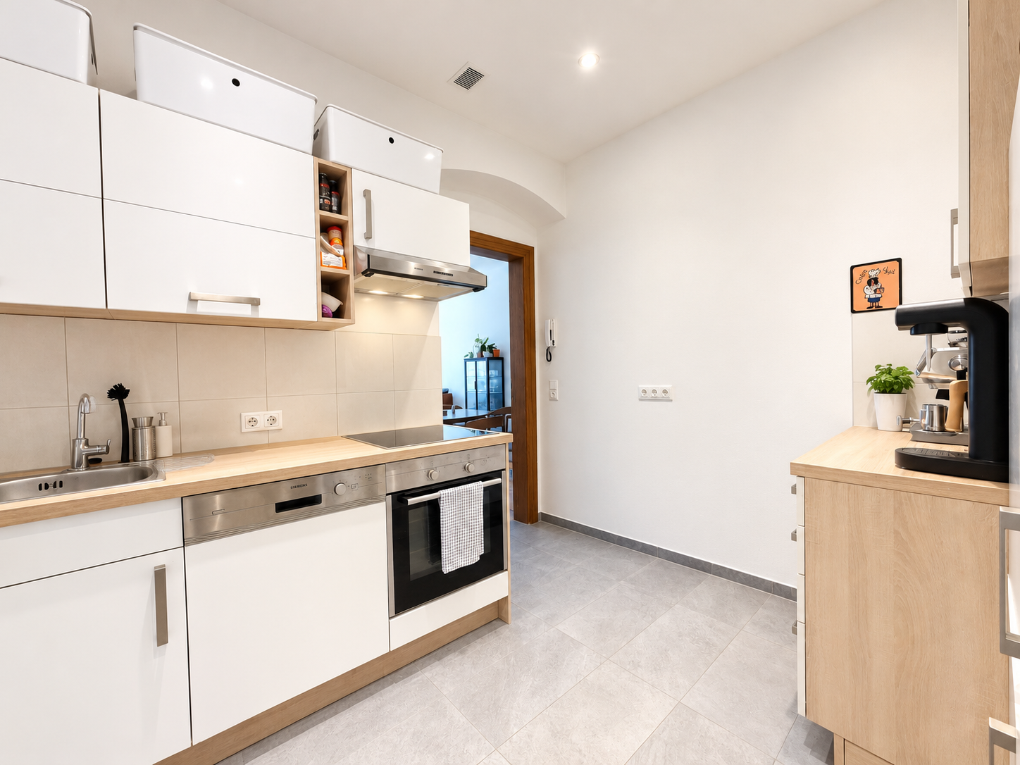 Stilvoll geschnittene 2-Zimmer-Wohnung im Herzen von Saggen /  / 6020&nbsp;Innsbruck / Bild 2