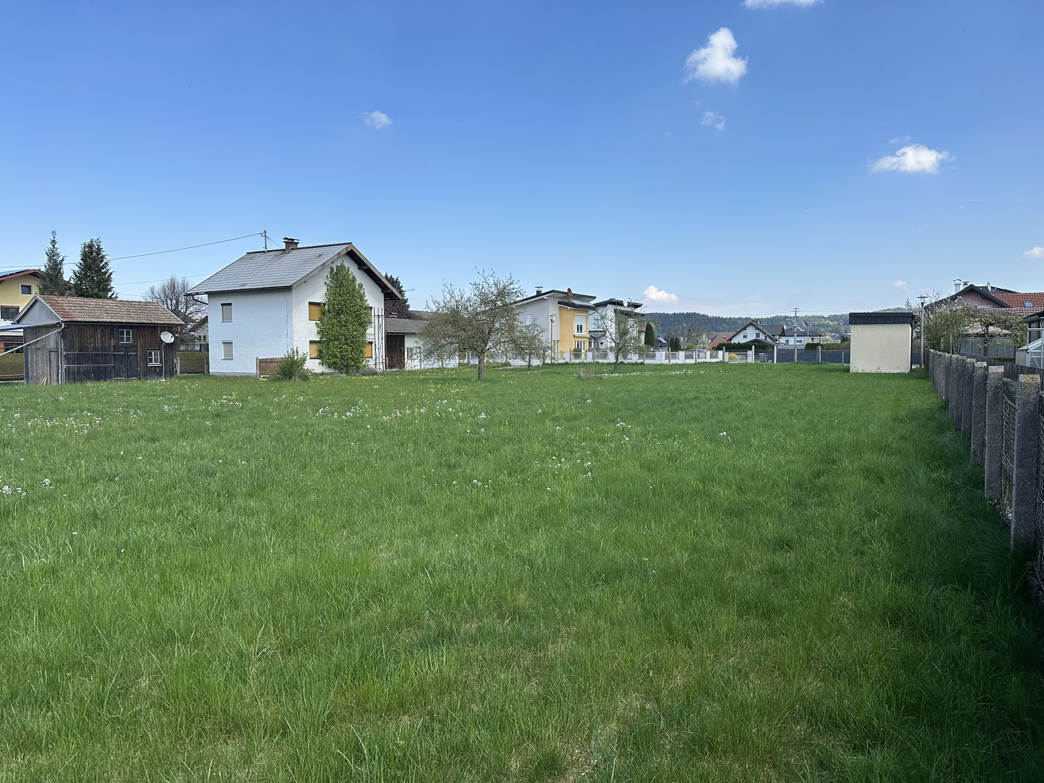 Traumhaftes Grundst�ck in Ruhelage in Mattighofen /  / 5231&nbsp;Mattighofen / Bild 3