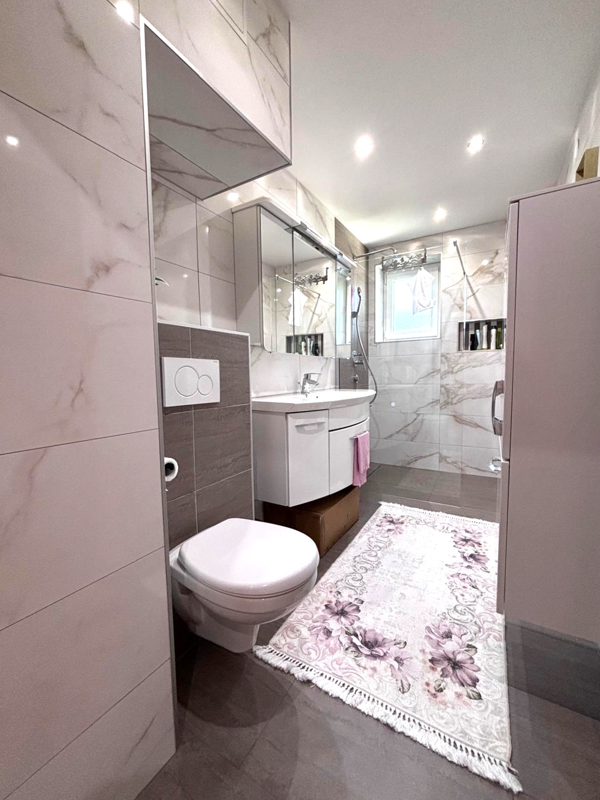 Eingang vom Zillertal - Wohnung mit 3 Schlafzimmern und 2 Badezimmer zu verkaufen /  / 6262 Schlitters / Bild 3