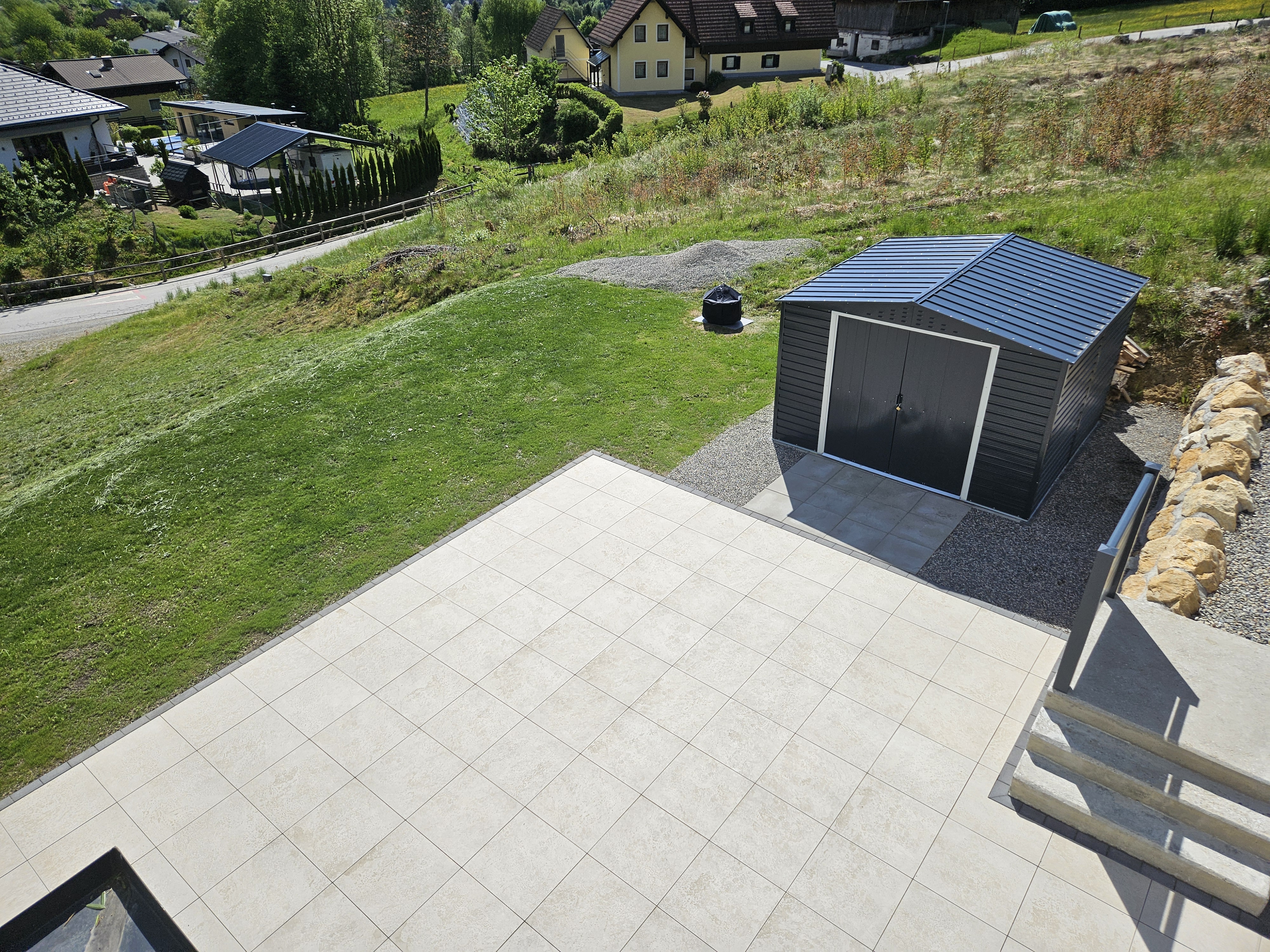 MODERN LIVING - Neuwertige Doppelhaush�lfte mit 2 Terrassen und Doppelcarport in ruhiger Aussichtslage  /  / 8605&nbsp;Kapfenberg / Bild 9
