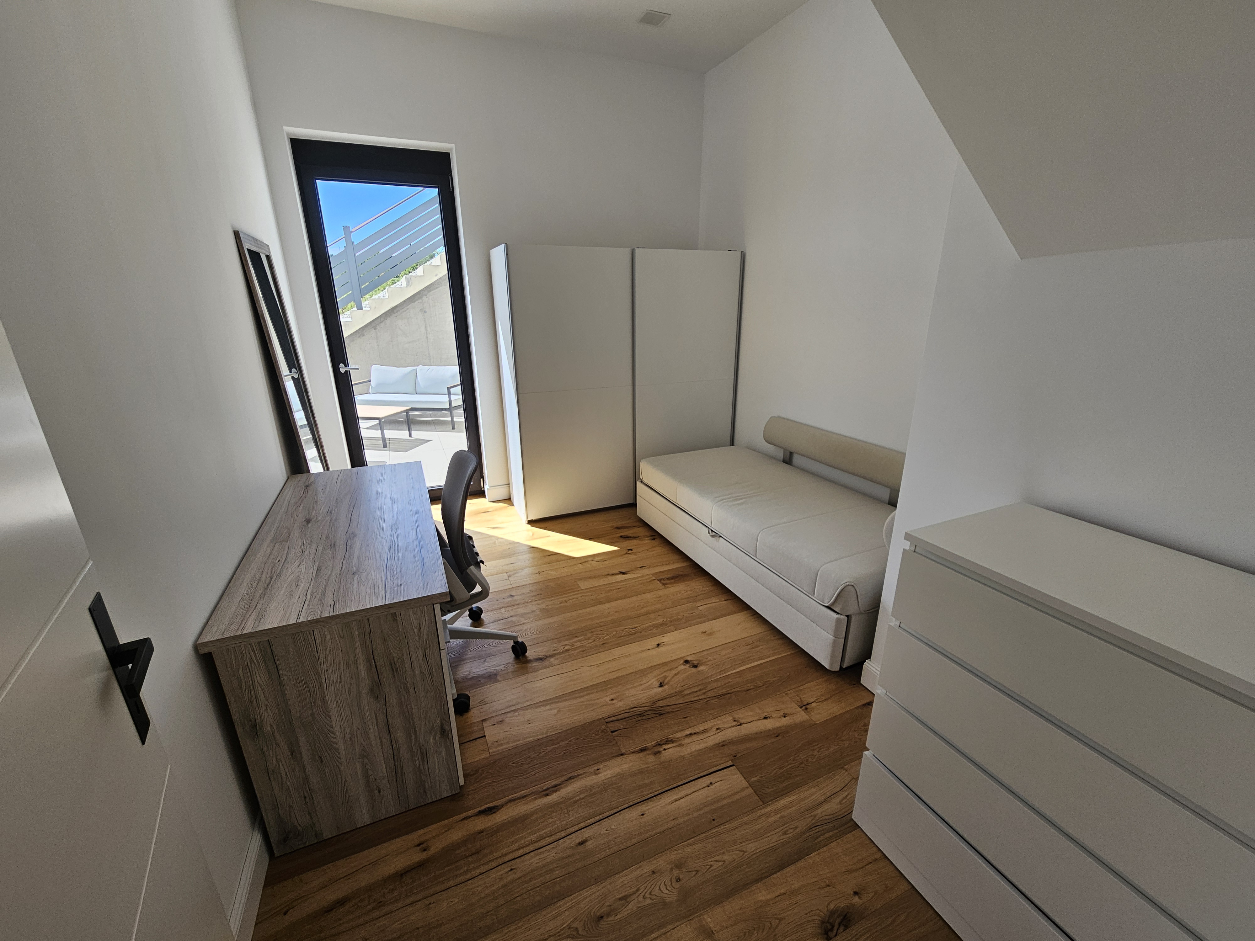MODERN LIVING - Neuwertige Doppelhaush�lfte mit 2 Terrassen und Doppelcarport in ruhiger Aussichtslage  /  / 8605&nbsp;Kapfenberg / Bild 15