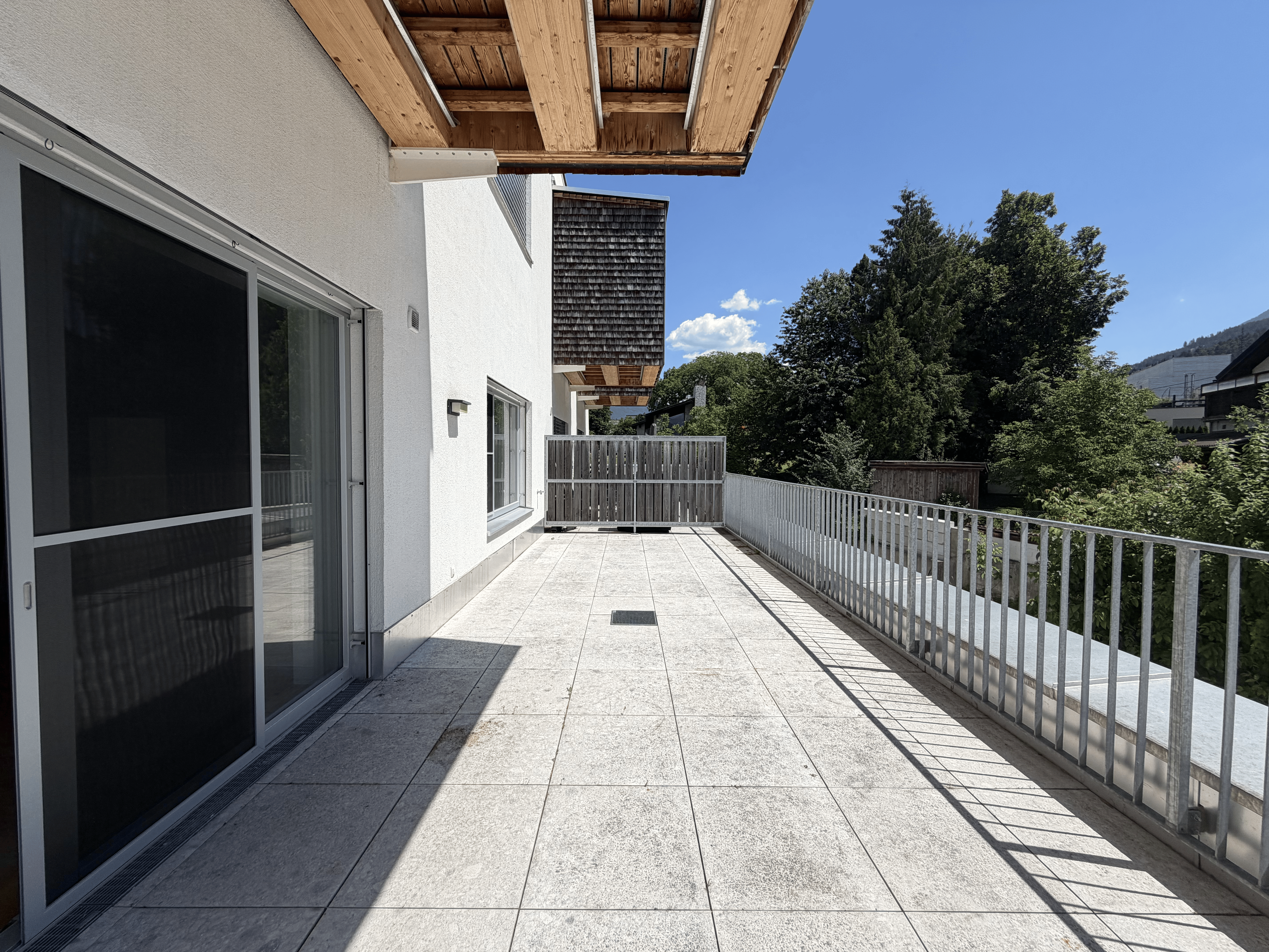 Neuwertige 3 Zimmer Wohnung mit gro�er S�dterrasse in Pfaffenhofen /  / 6405&nbsp;Pfaffenhofen / Bild 4