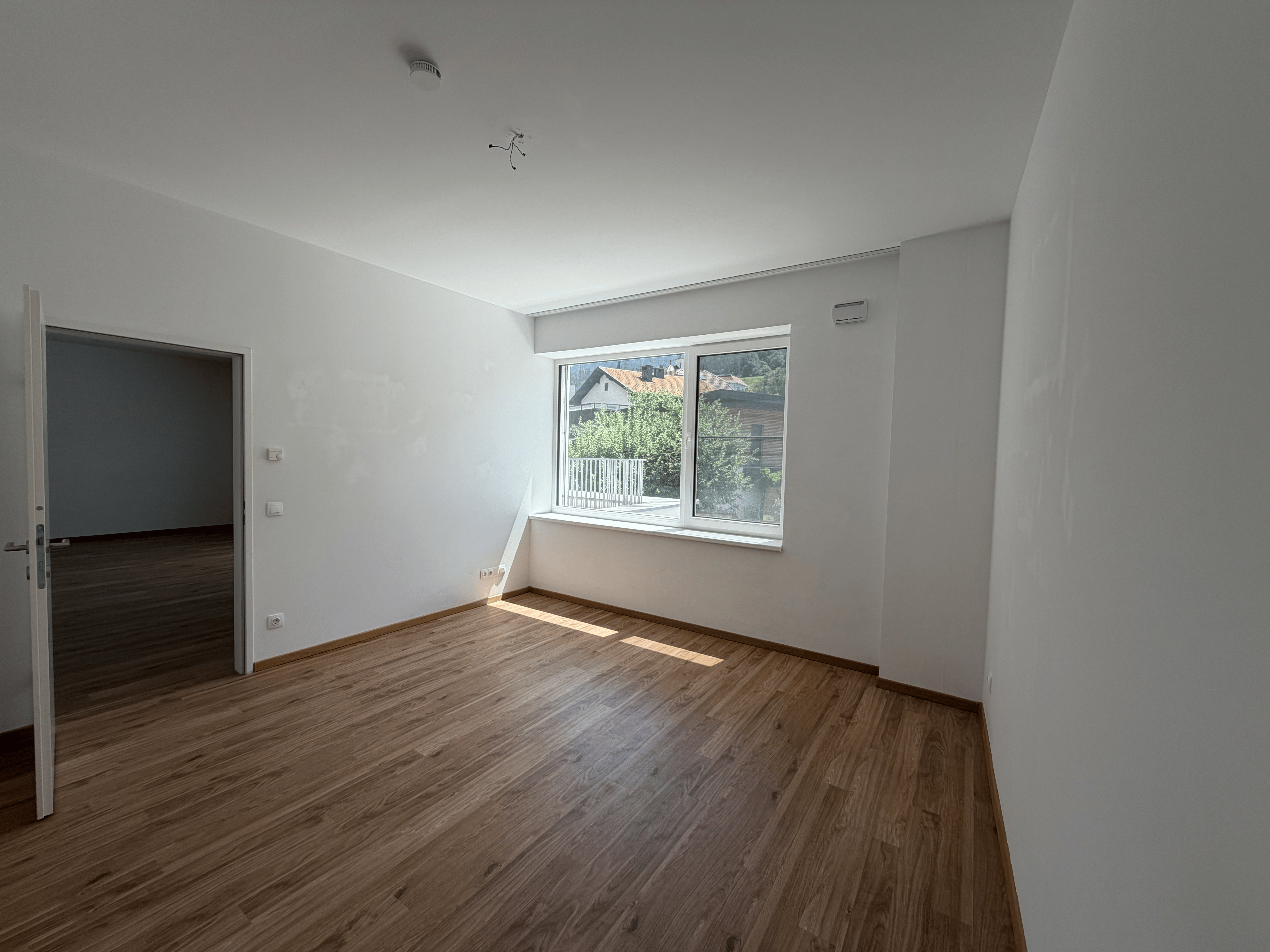 Neuwertige 3 Zimmer Wohnung mit gro�er S�dterrasse in Pfaffenhofen /  / 6405&nbsp;Pfaffenhofen / Bild 9