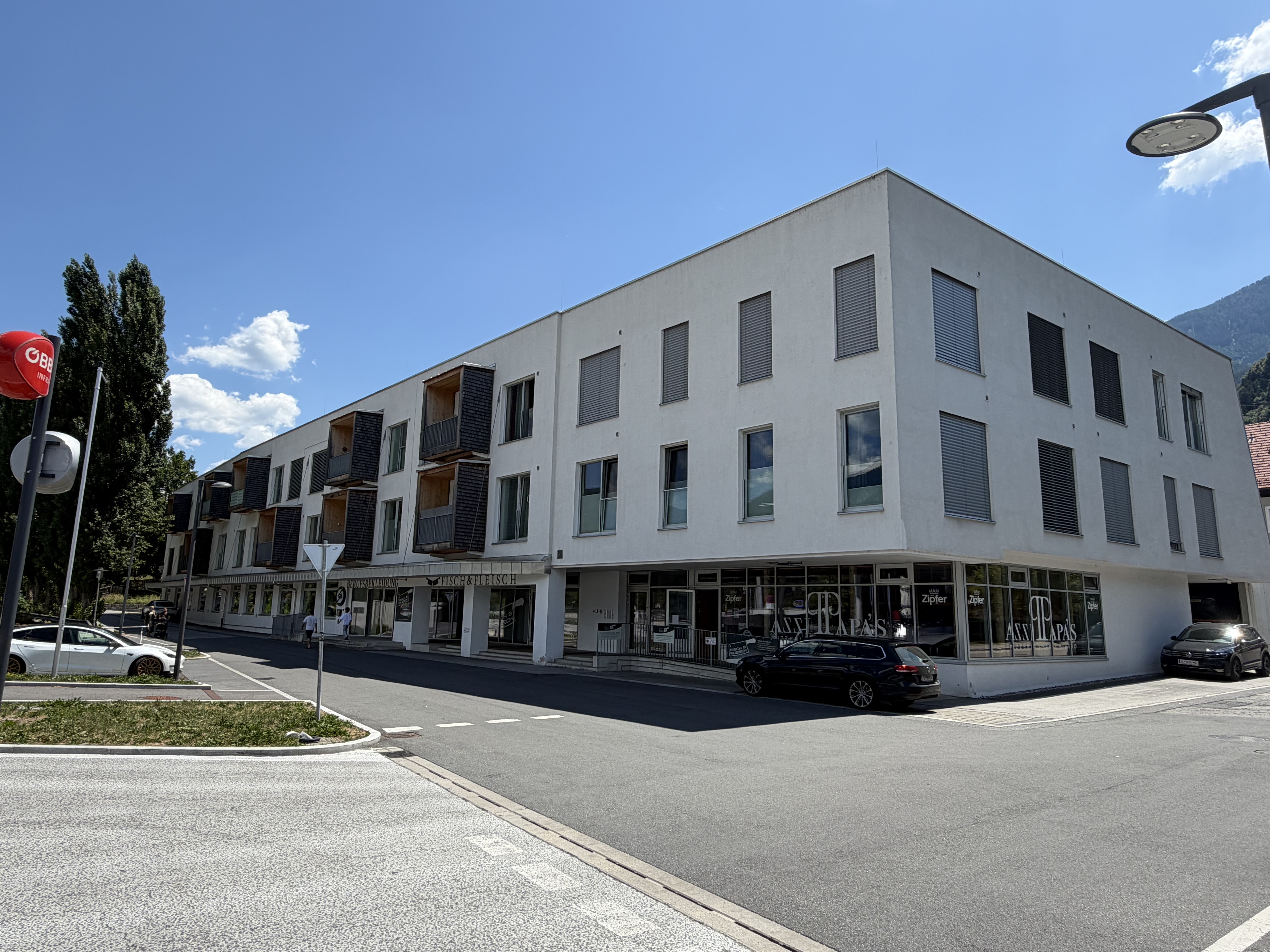 Neuwertige 3 Zimmer Wohnung mit gro�er S�dterrasse in Pfaffenhofen /  / 6405&nbsp;Pfaffenhofen / Bild 4