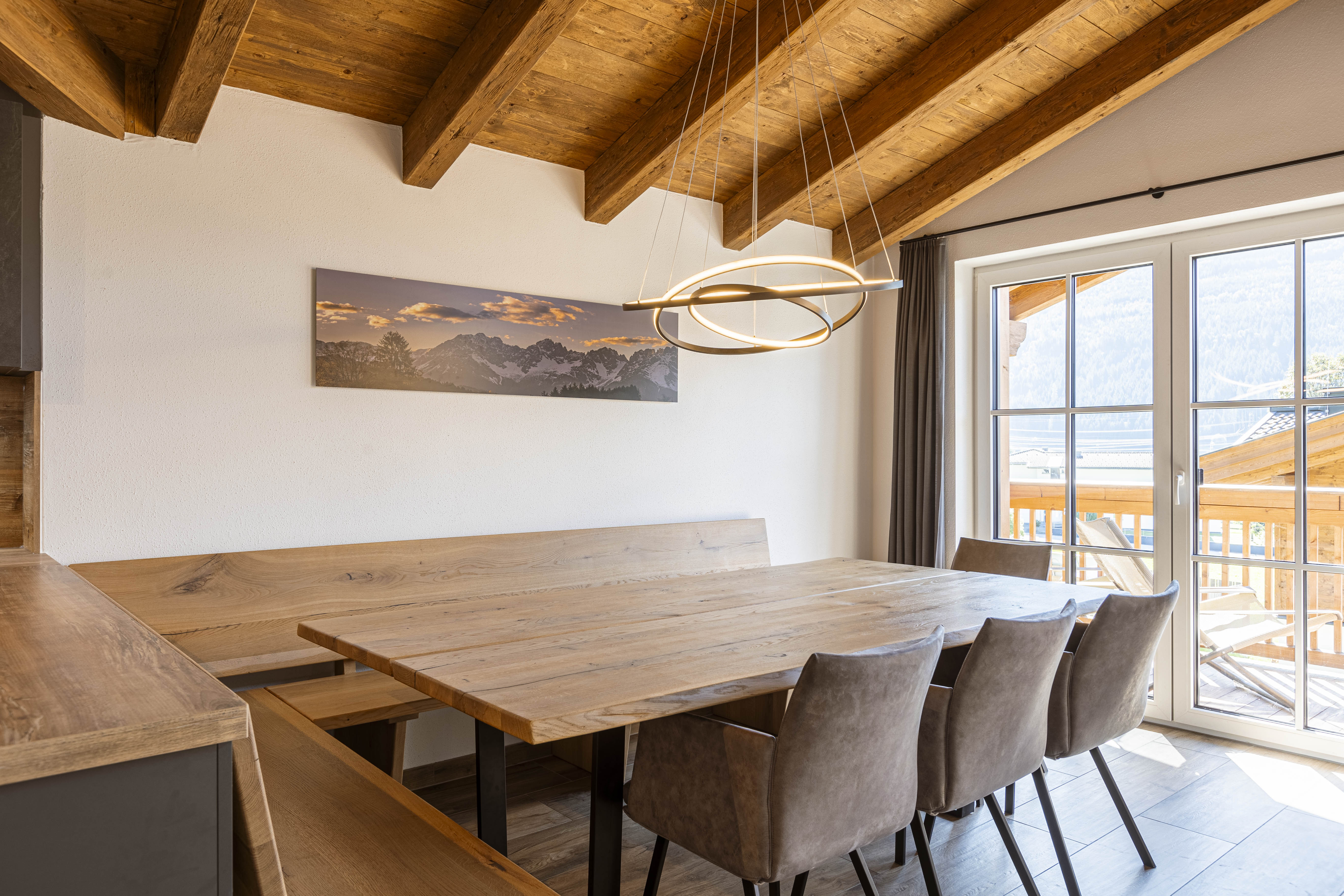Fabelhaftes Premium-Chalet in bester Lage von Uttendorf! /  / 5723&nbsp;Uttendorf / Bild 2