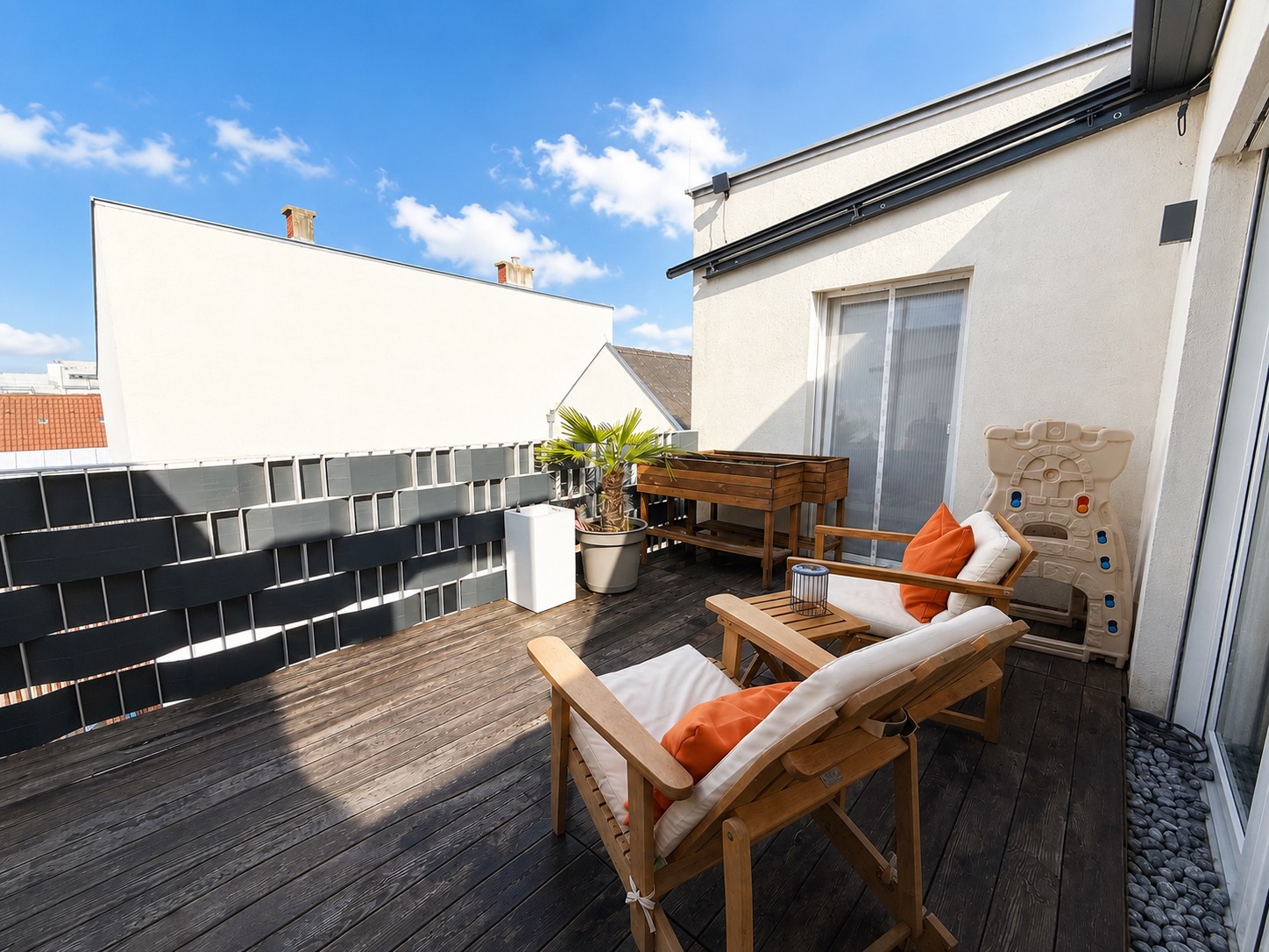 DG ohne Dachschr�gen I ca. 20 m2 Au�enfl�che I Klimaanlage I hauseigener Tiefgaragenstellplatz inkludiert I  /  / 1220&nbsp;Wien / Bild 3