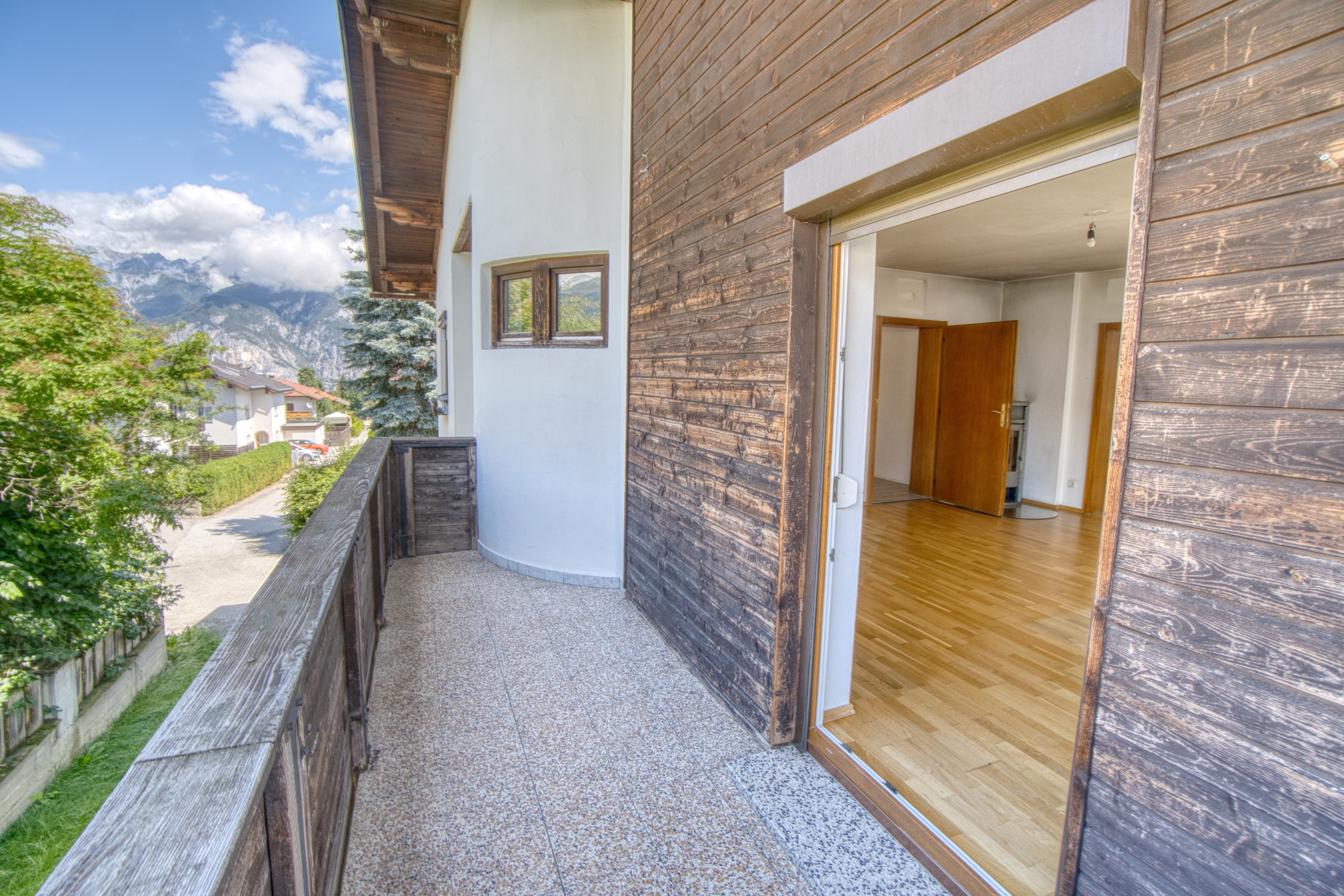 Neuer Preis - Ruhig gelegenes Haus mit zwei separaten Wohnungen /  / 6094&nbsp;Axams / Bild 7