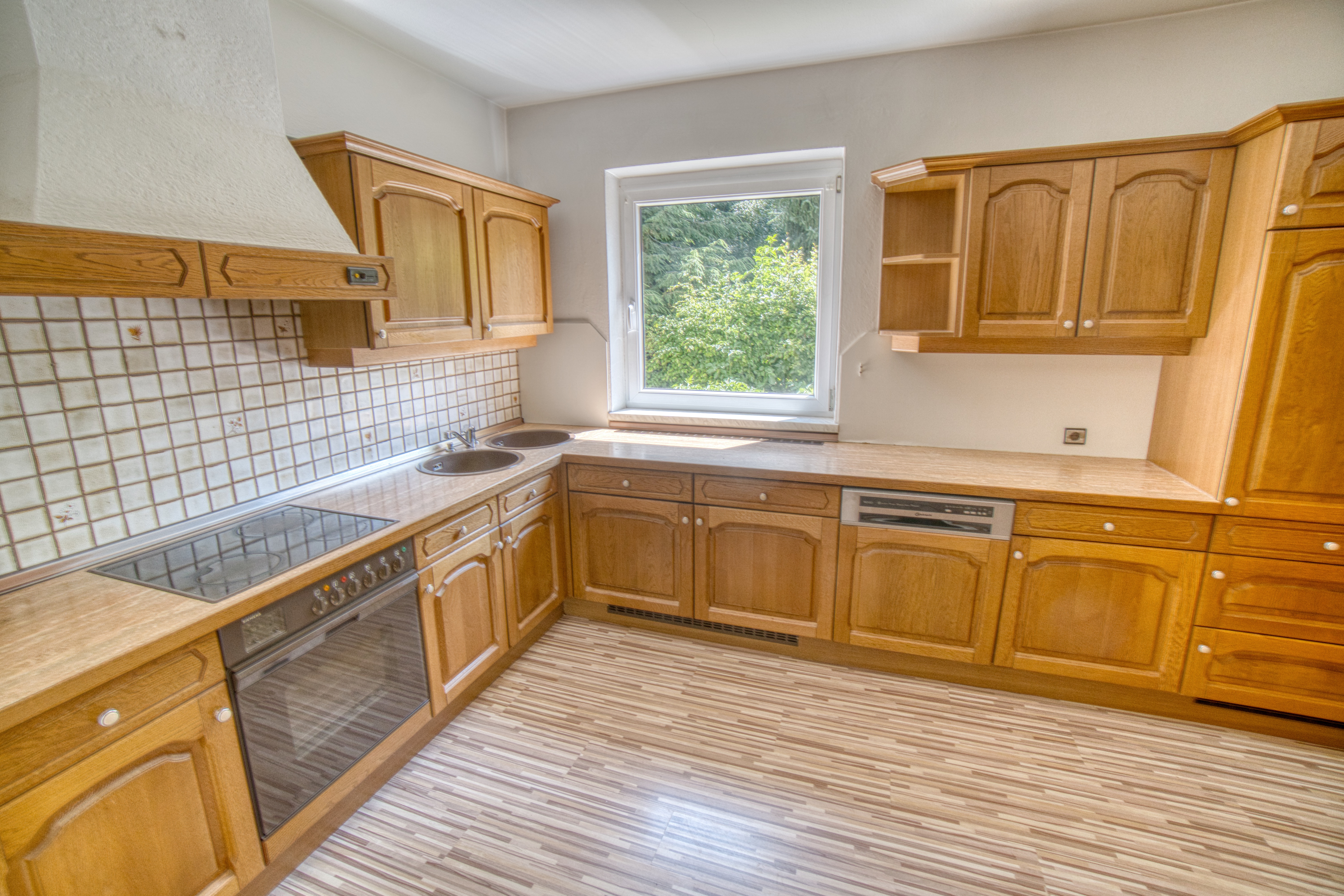 Neuer Preis - Ruhig gelegenes Haus mit zwei separaten Wohnungen /  / 6094&nbsp;Axams / Bild 4